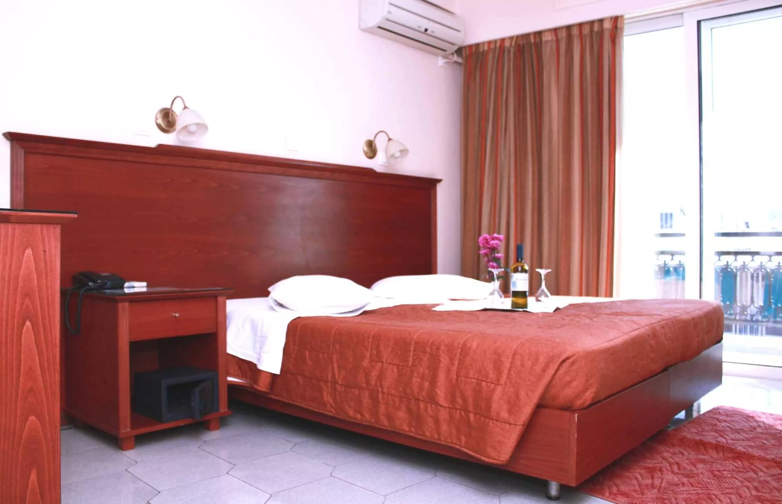 Bed in Apollo Hotel
