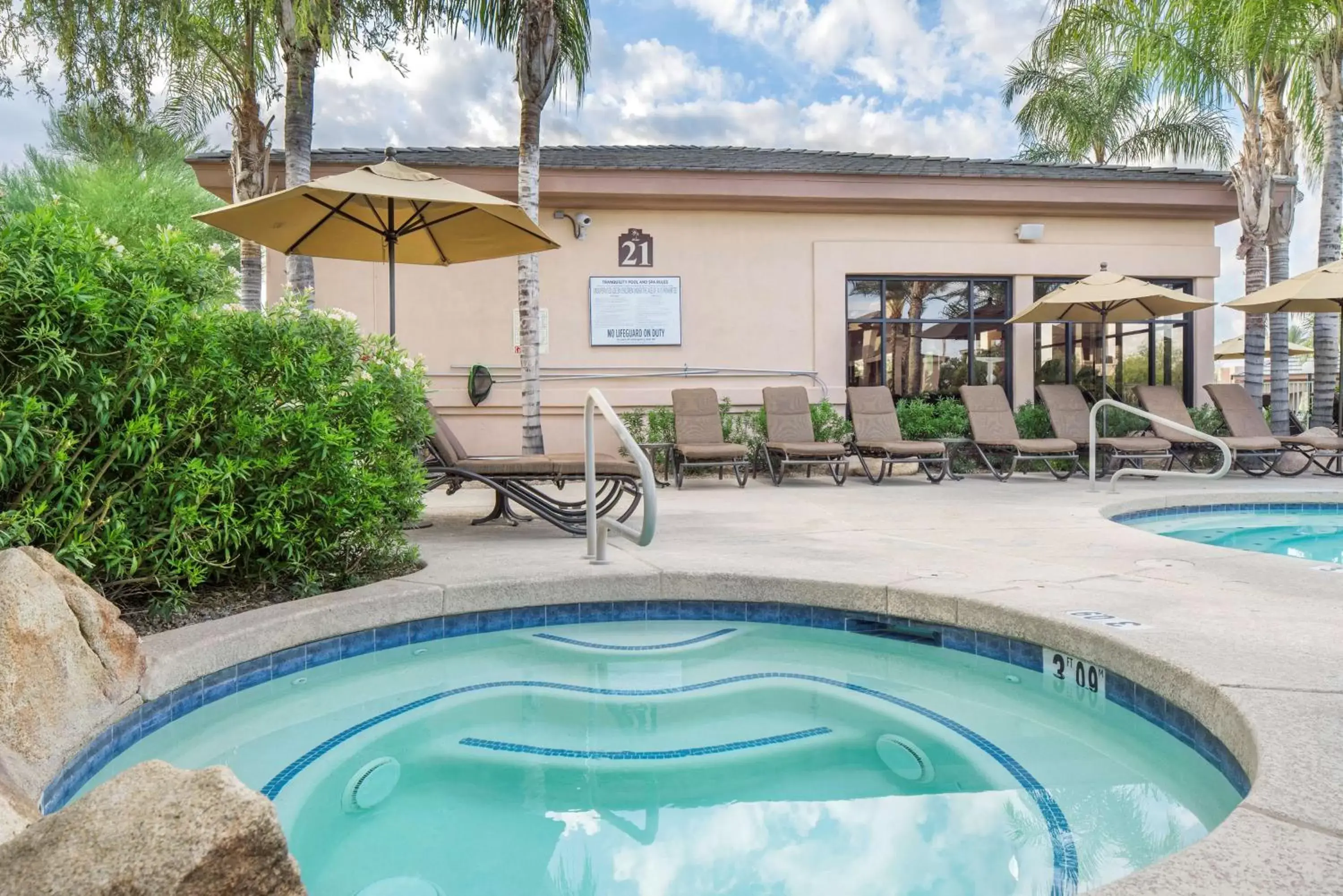 Sports, Swimming Pool in Hilton Vacation Club Scottsdale Links Resort