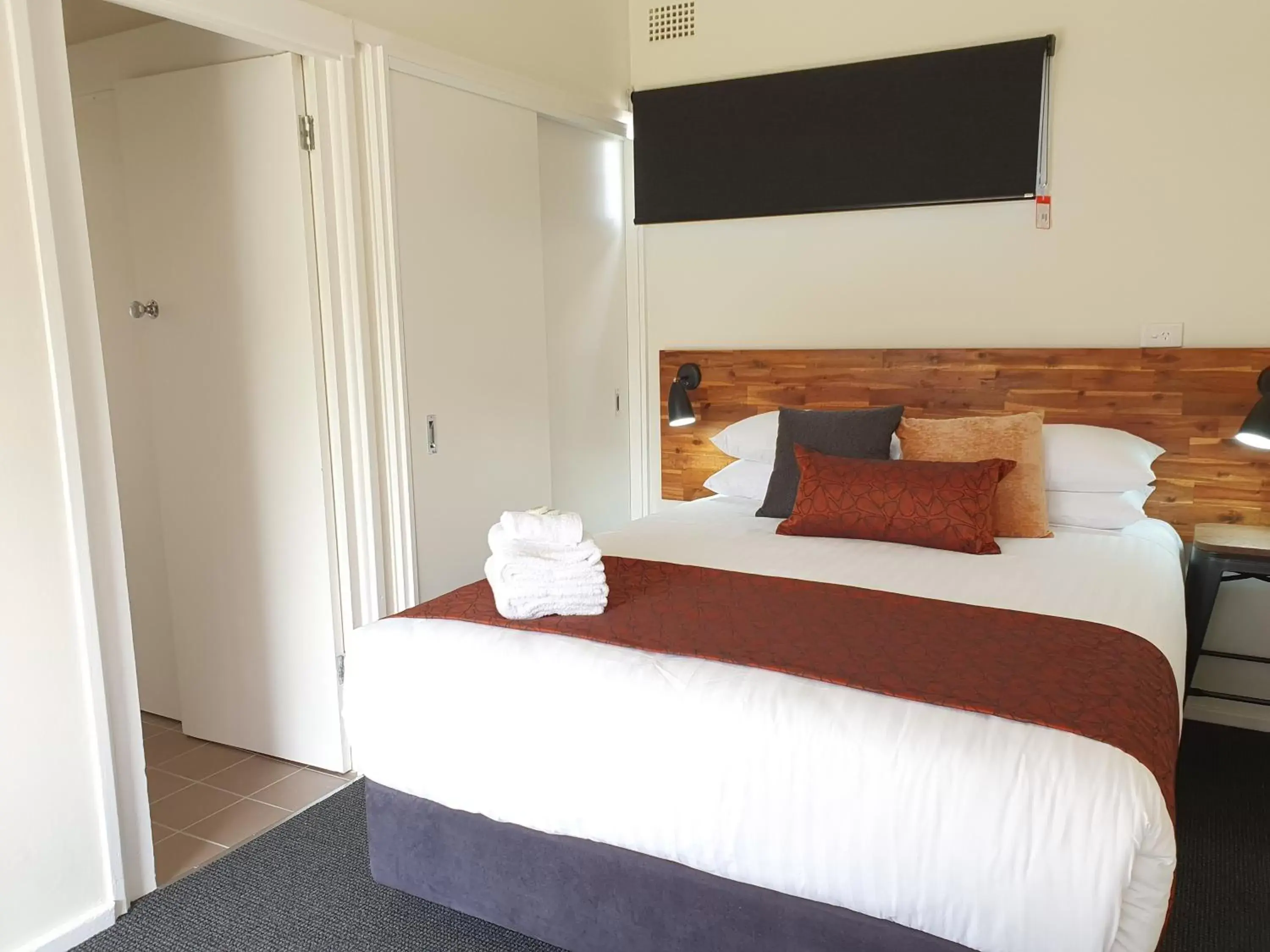 Bed in Black Sheep Motel Goulburn Bed in Black Sheep Motel Goulburn