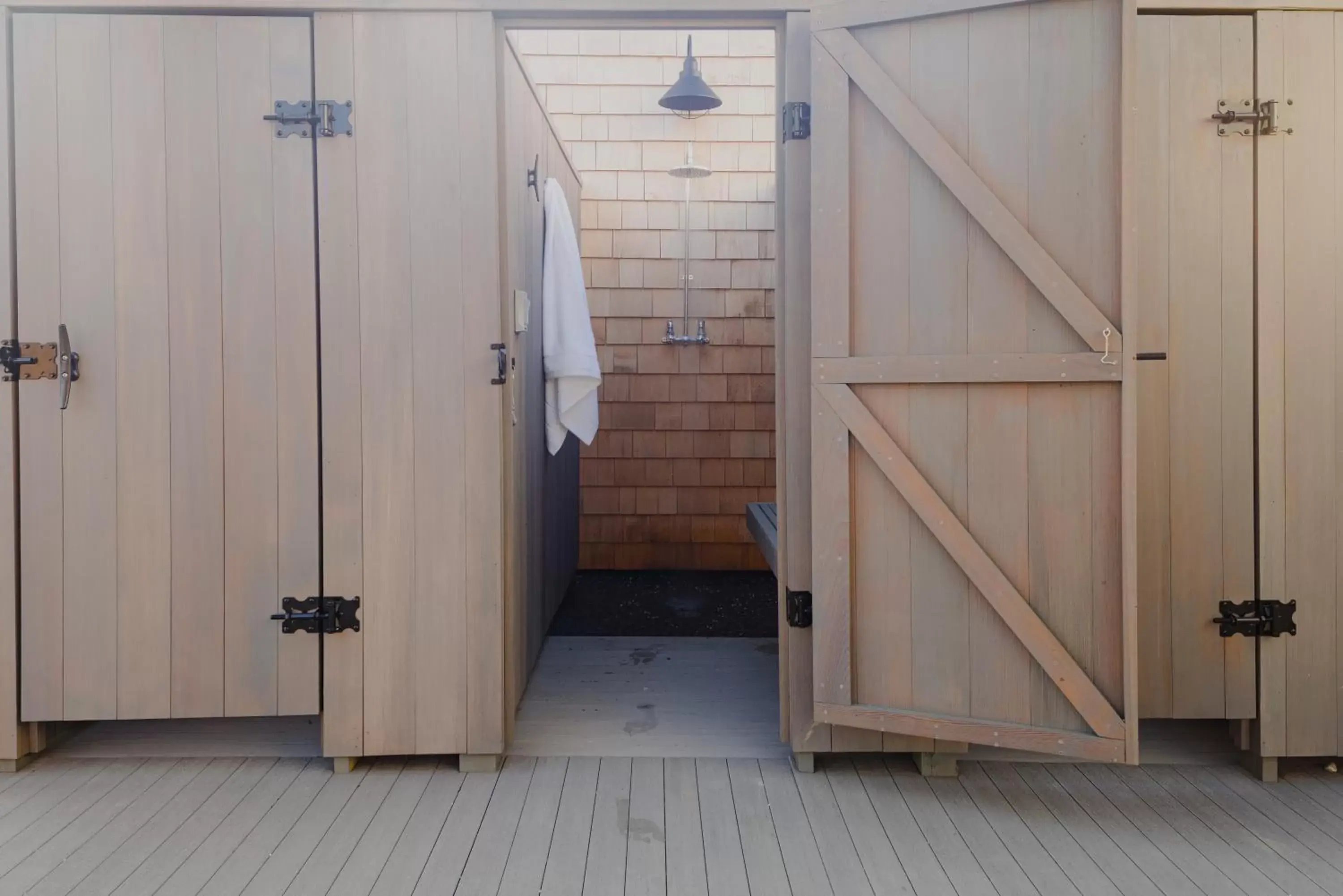 Shower, Bathroom in The Shoals Suites & Slips