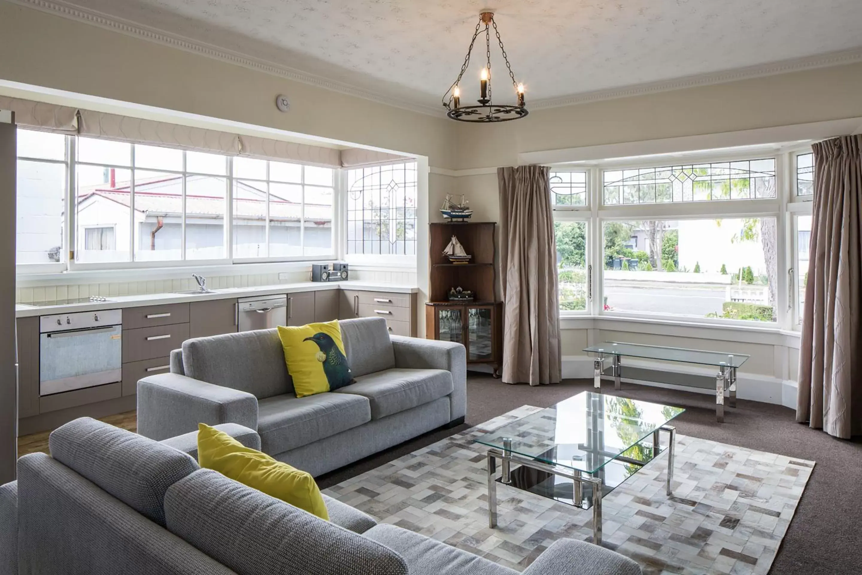 Living room, Seating Area in Pavilions Hotel