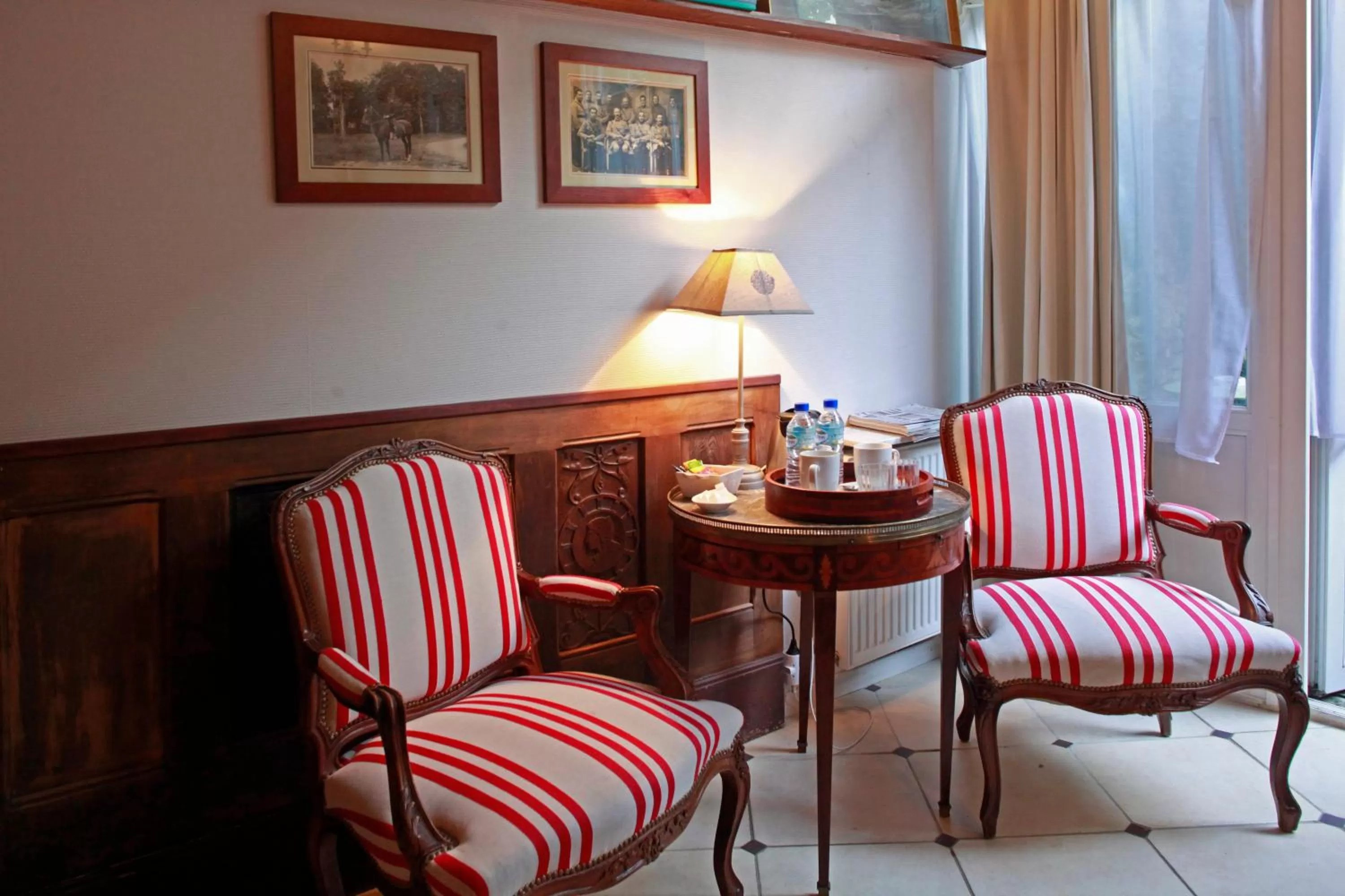 Coffee/tea facilities in Les Chambres de Mathilde