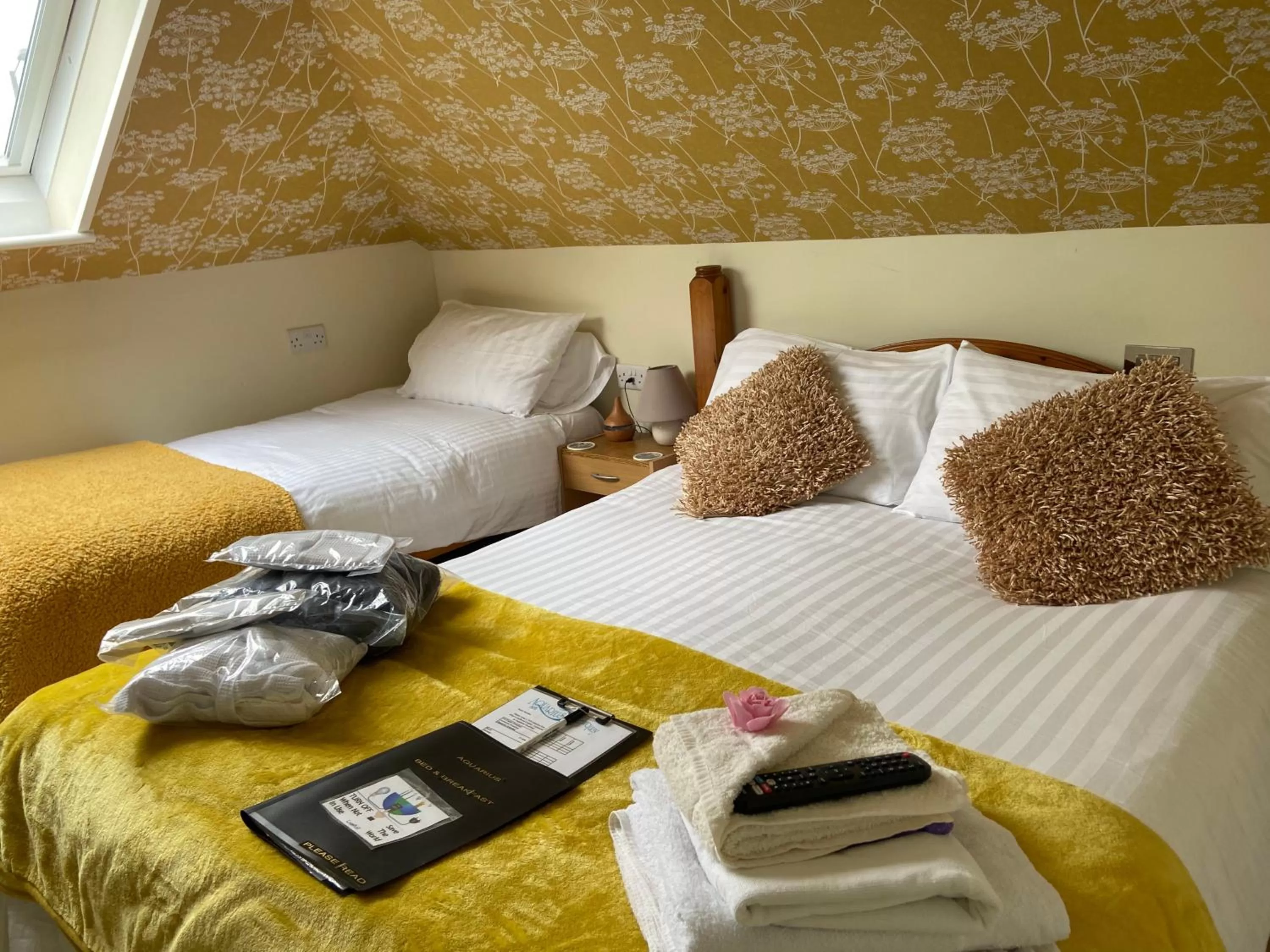 Bedroom, Bed in Aquarius B&B