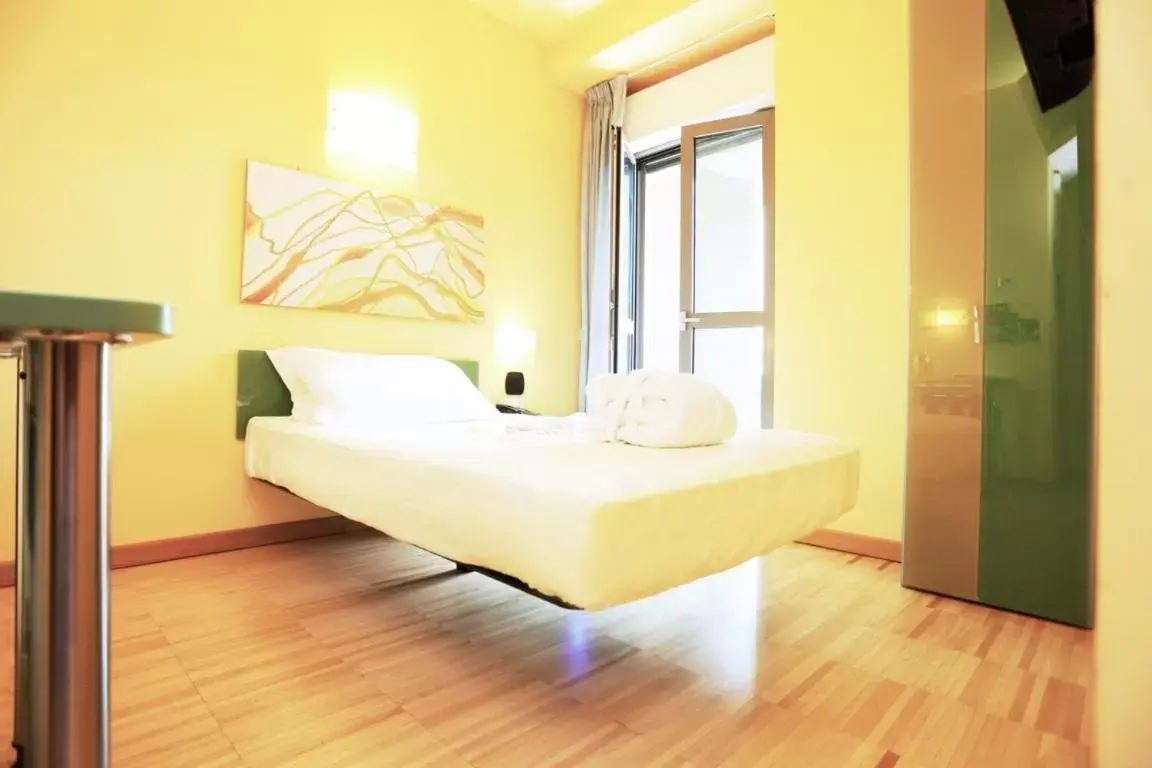 Bed in MiHotel