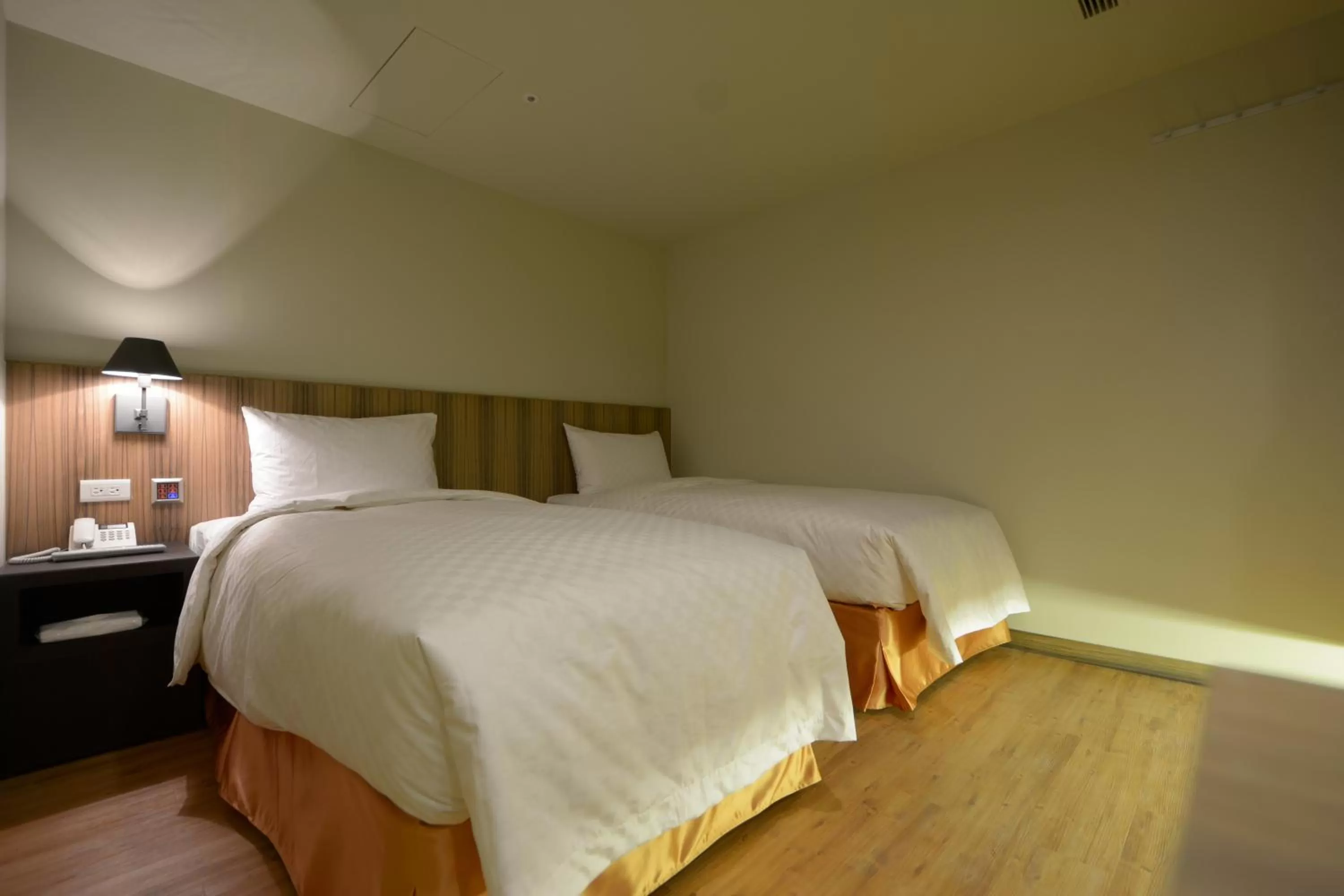 Decorative detail, Bed in Smile Inn - Taipei Main Station