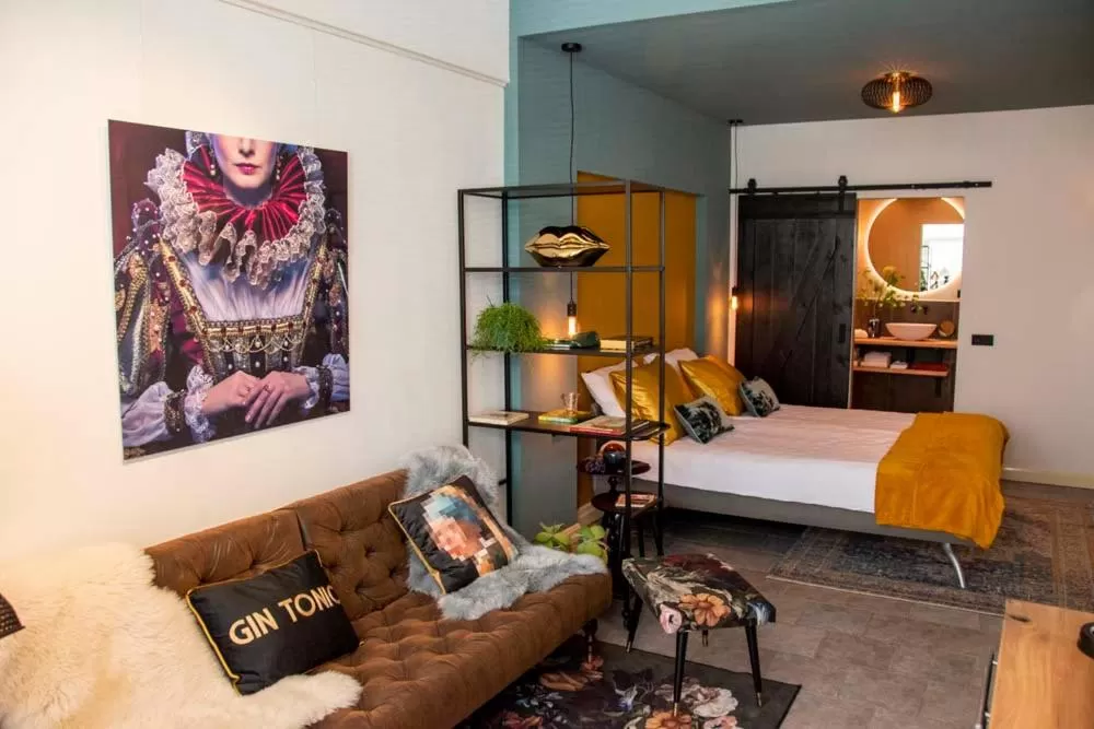 Seating area in B and B Suite No.3