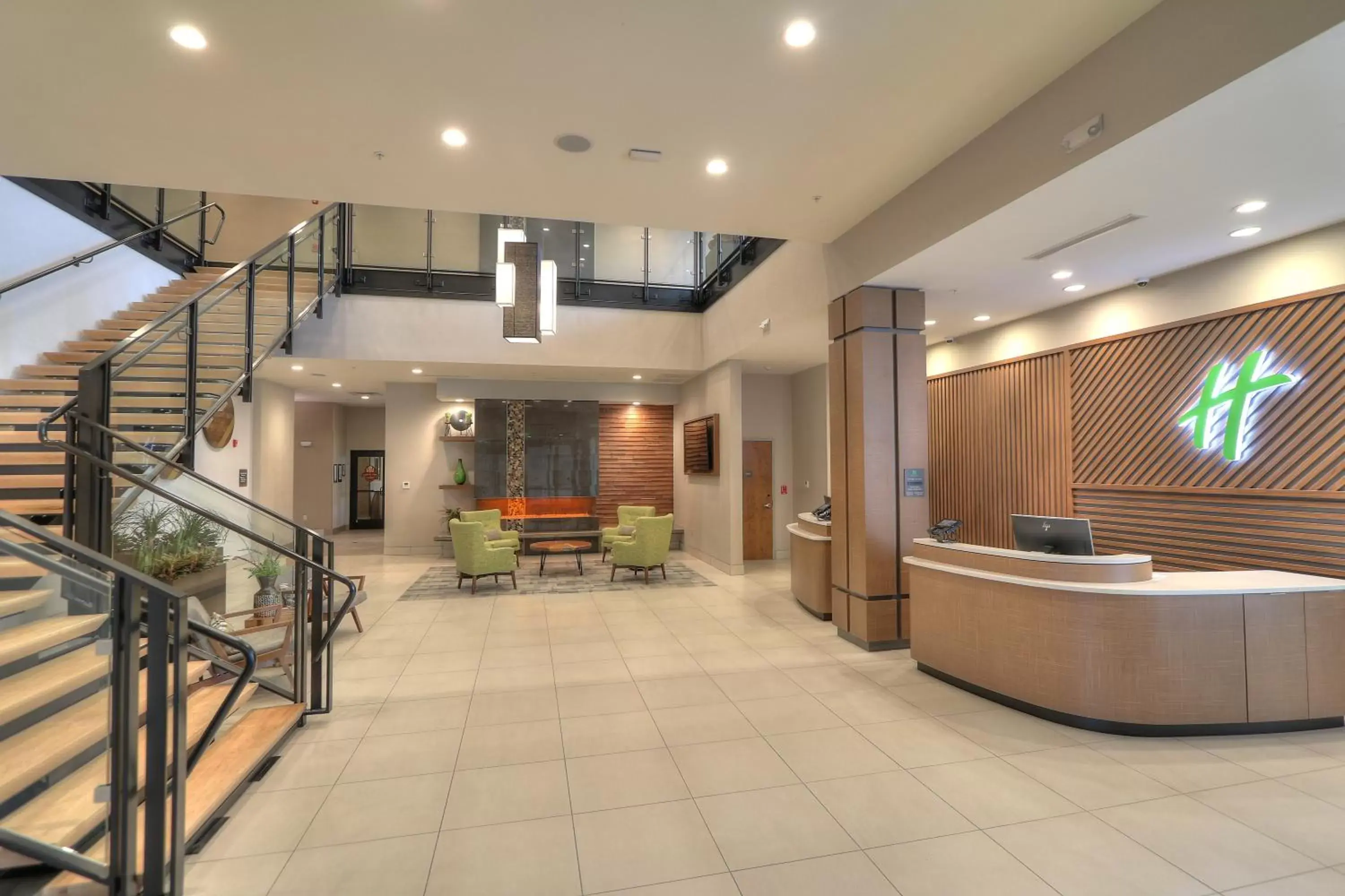 Lobby or reception in Holiday Inn & Suites Pigeon Forge Convention Center by IHG Lobby or reception in Holiday Inn & Suites Pigeon Forge Convention Center by IHG