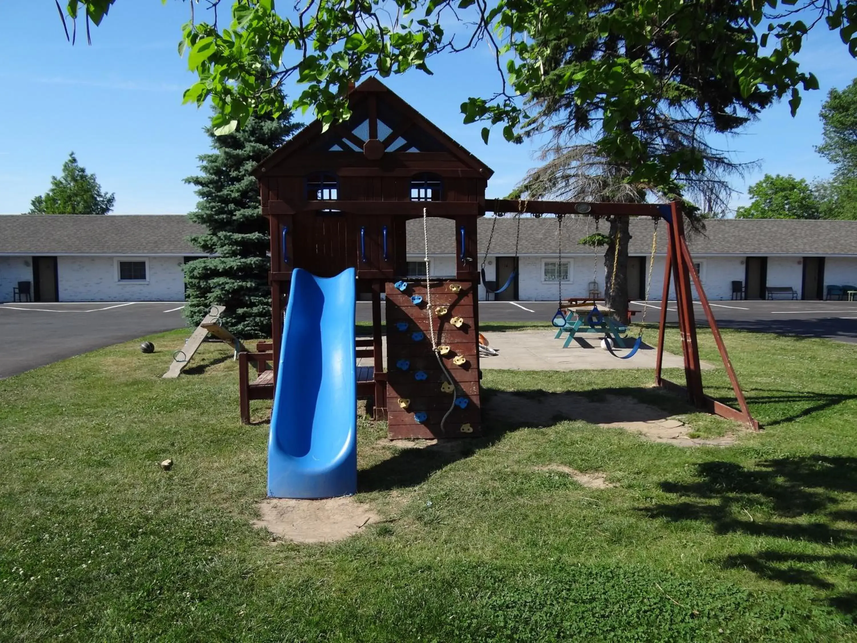 Children play ground, Children's Play Area in Falcon Inn