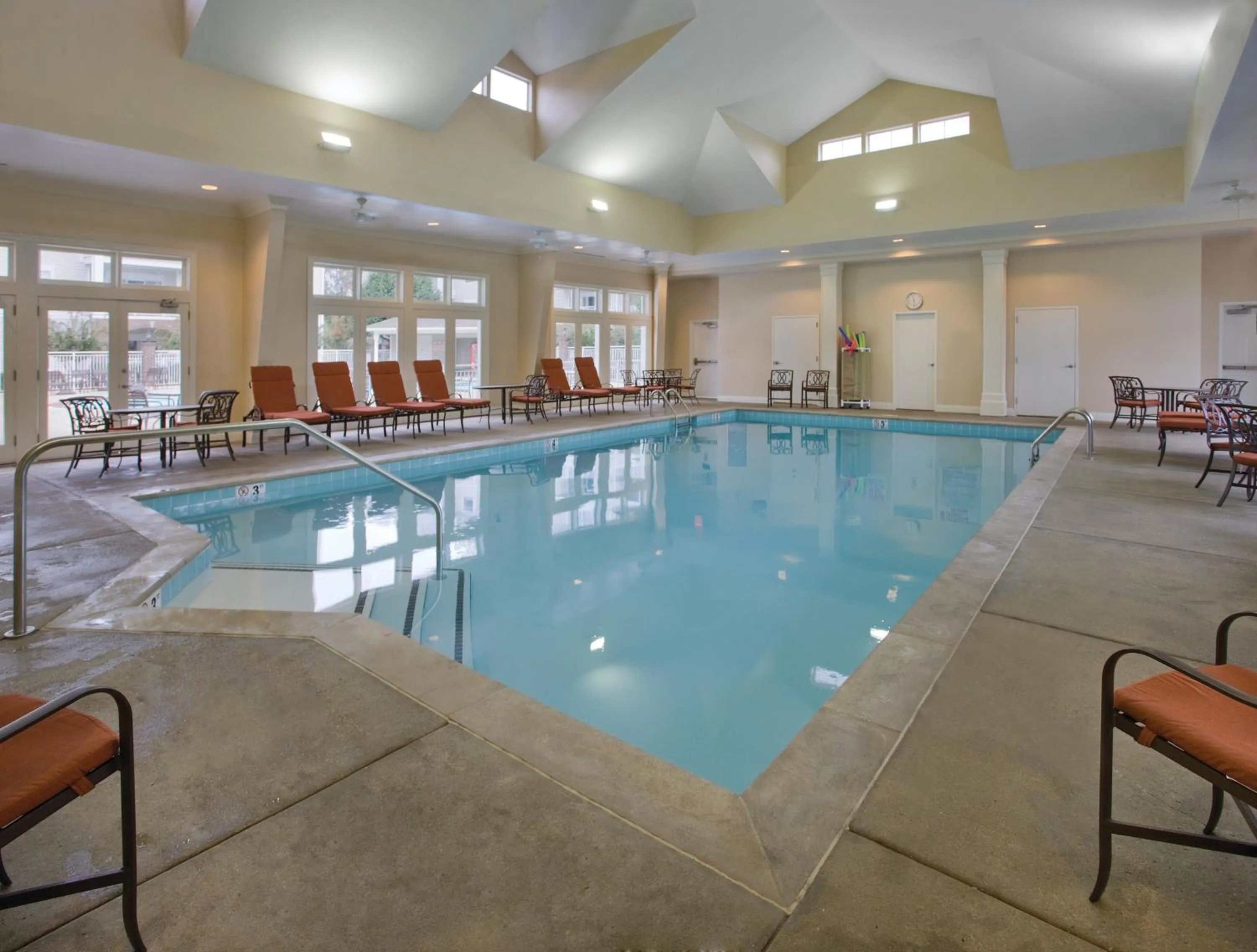 Swimming pool in Club Wyndham Nashville