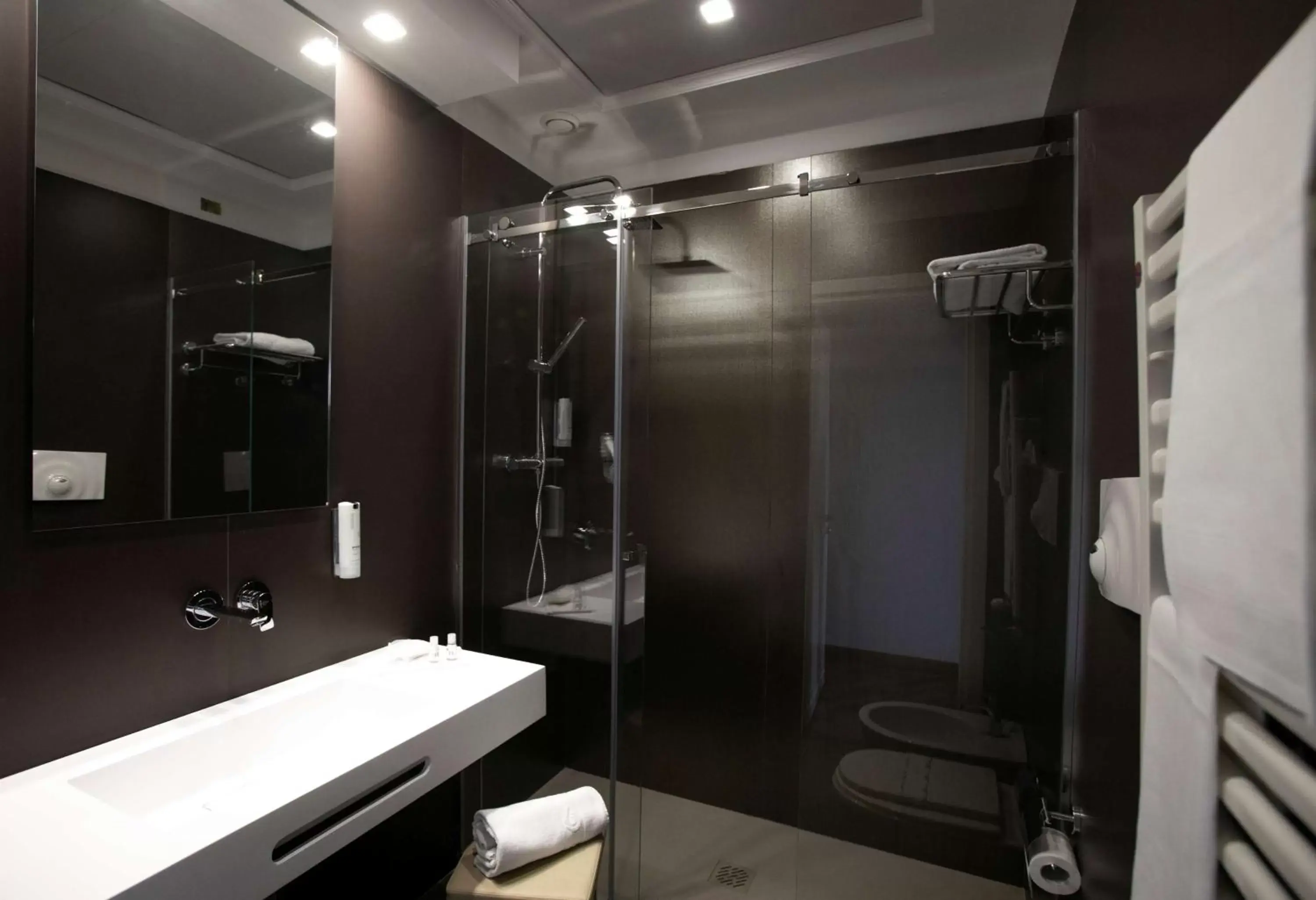 Bathroom in Best Western Ai Cavalieri Hotel