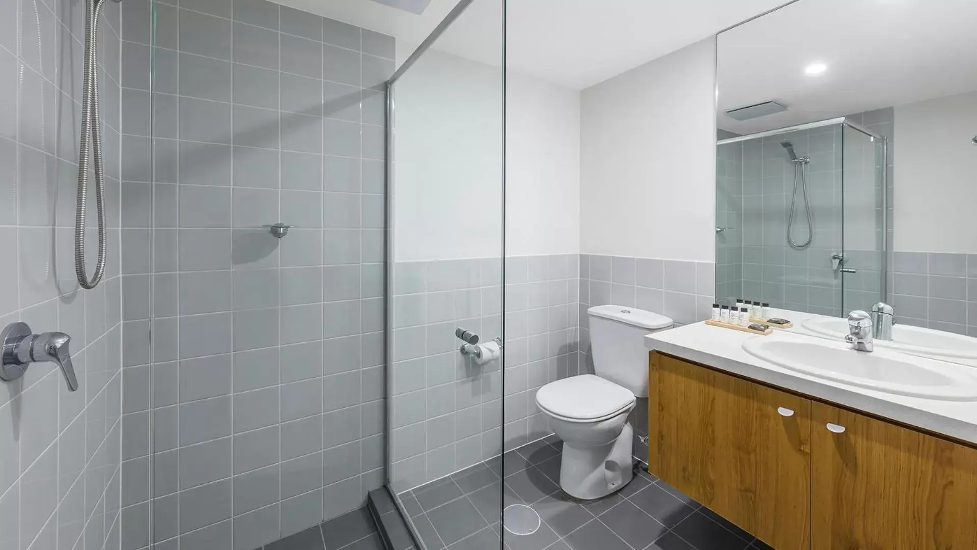 Shower, Bathroom in Oaks Adelaide Embassy Suites