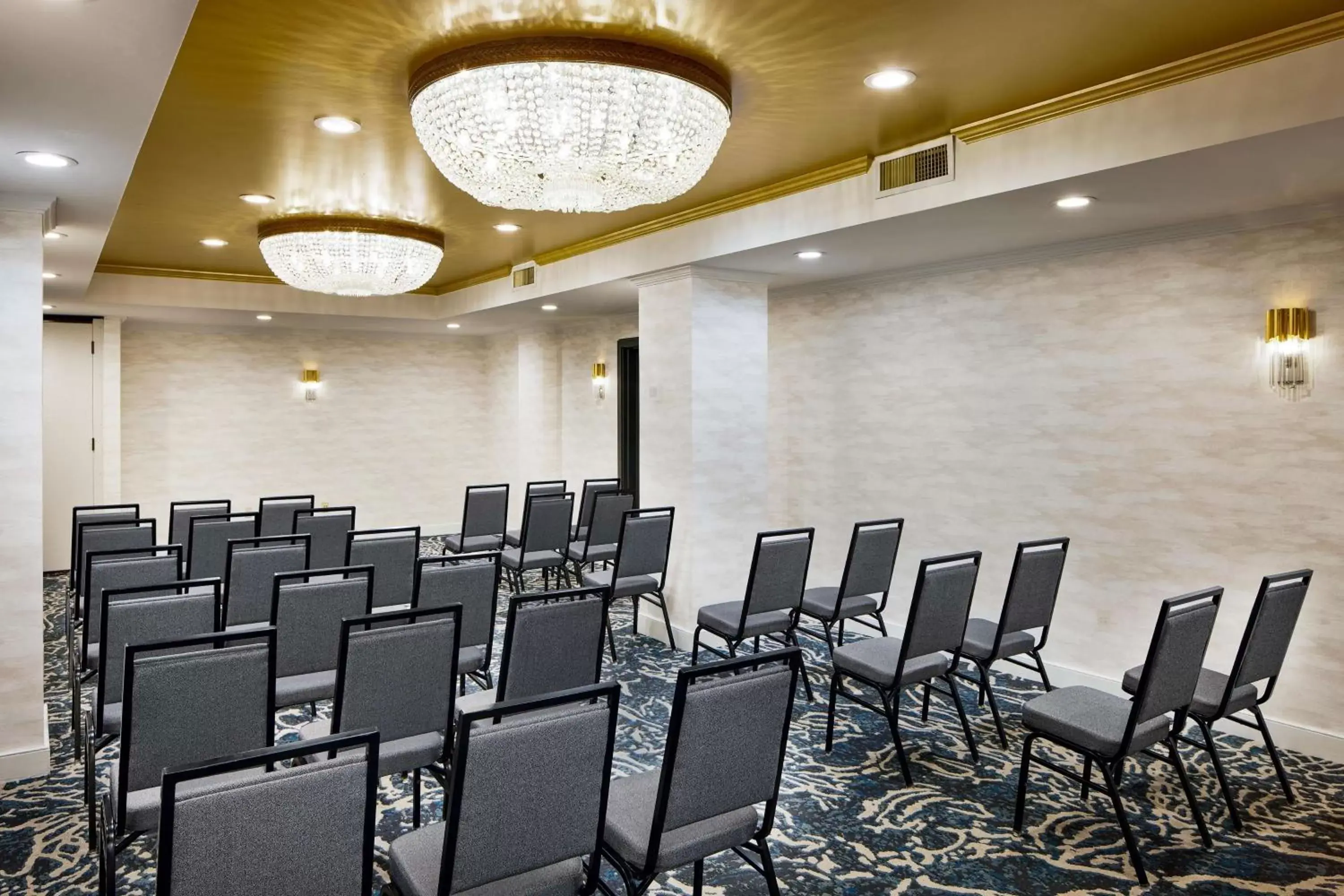 Meeting/conference room in The Terrace Hotel Lakeland, Tapestry Collection by Hilton