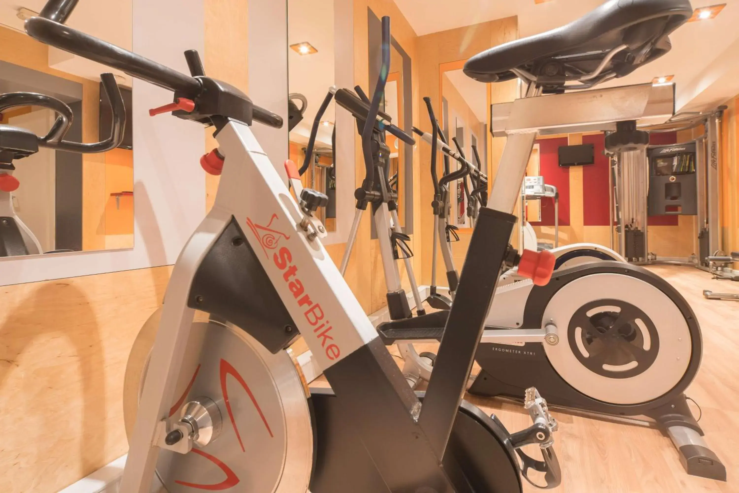 Fitness centre/facilities, Fitness Center/Facilities in Best Western Plus Grand Hotel Victor Hugo