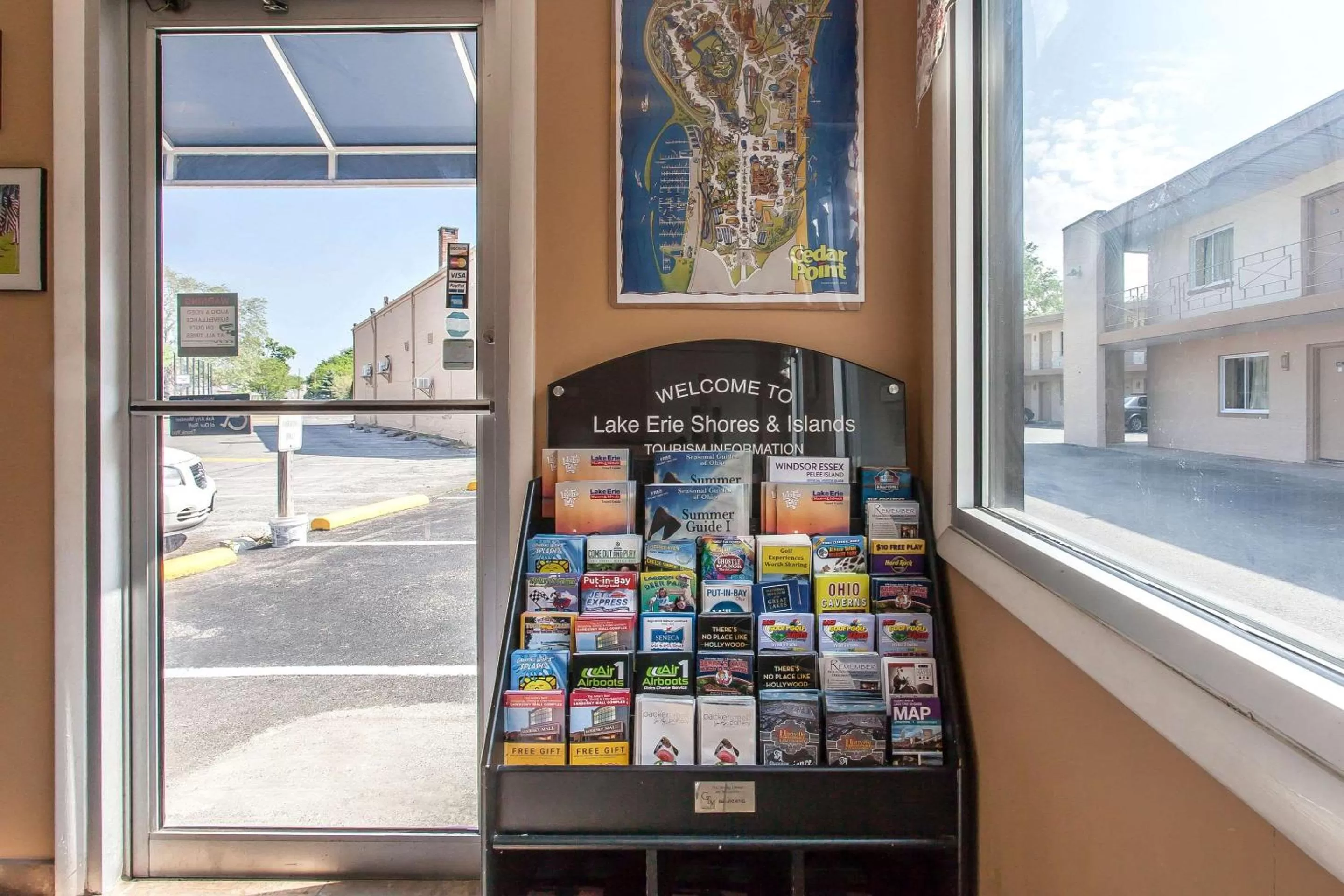 Lobby or reception in Rodeway Inn Sandusky North
