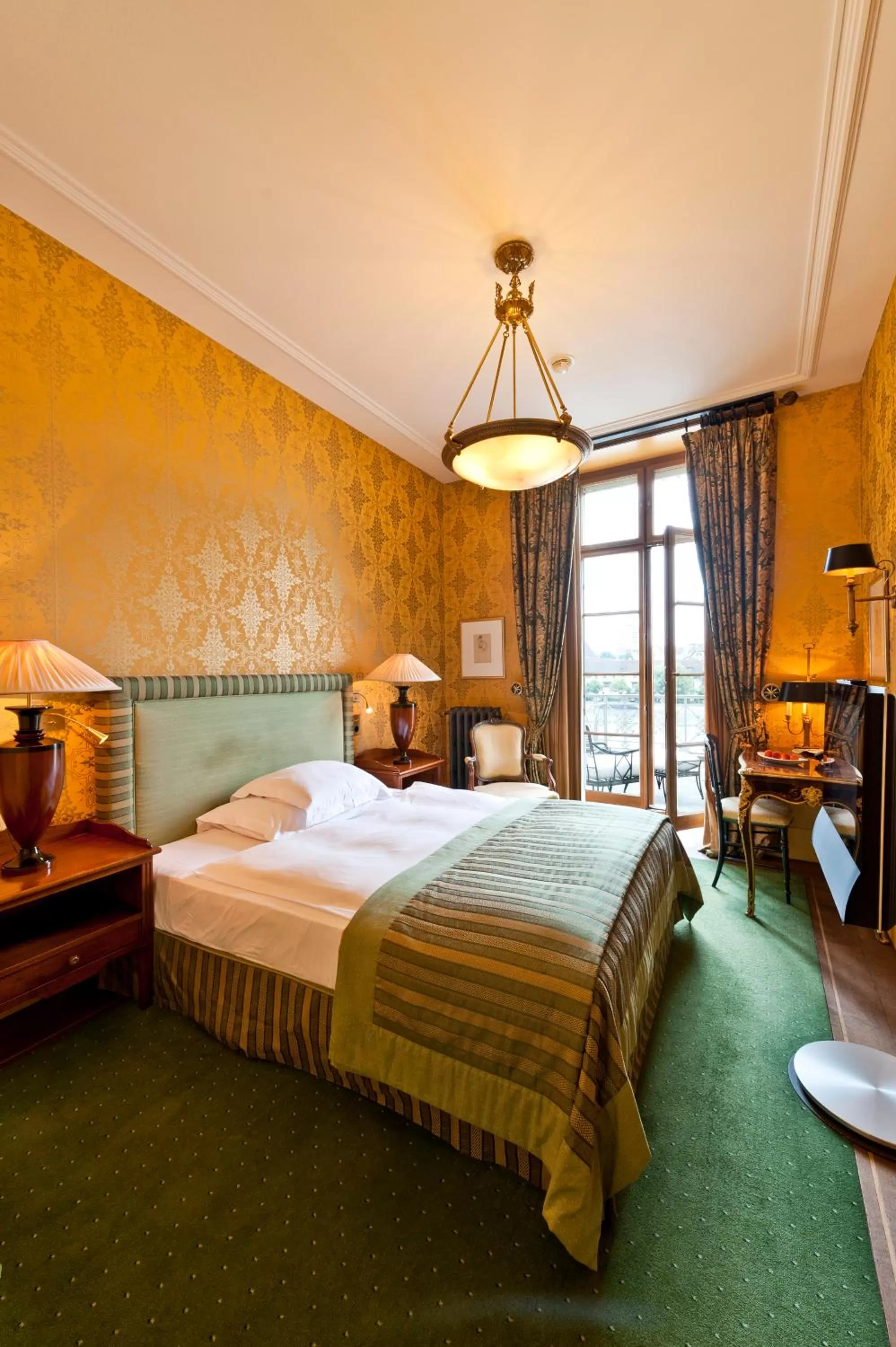 River Queen Room  in Grand Hotel LES TROIS ROIS