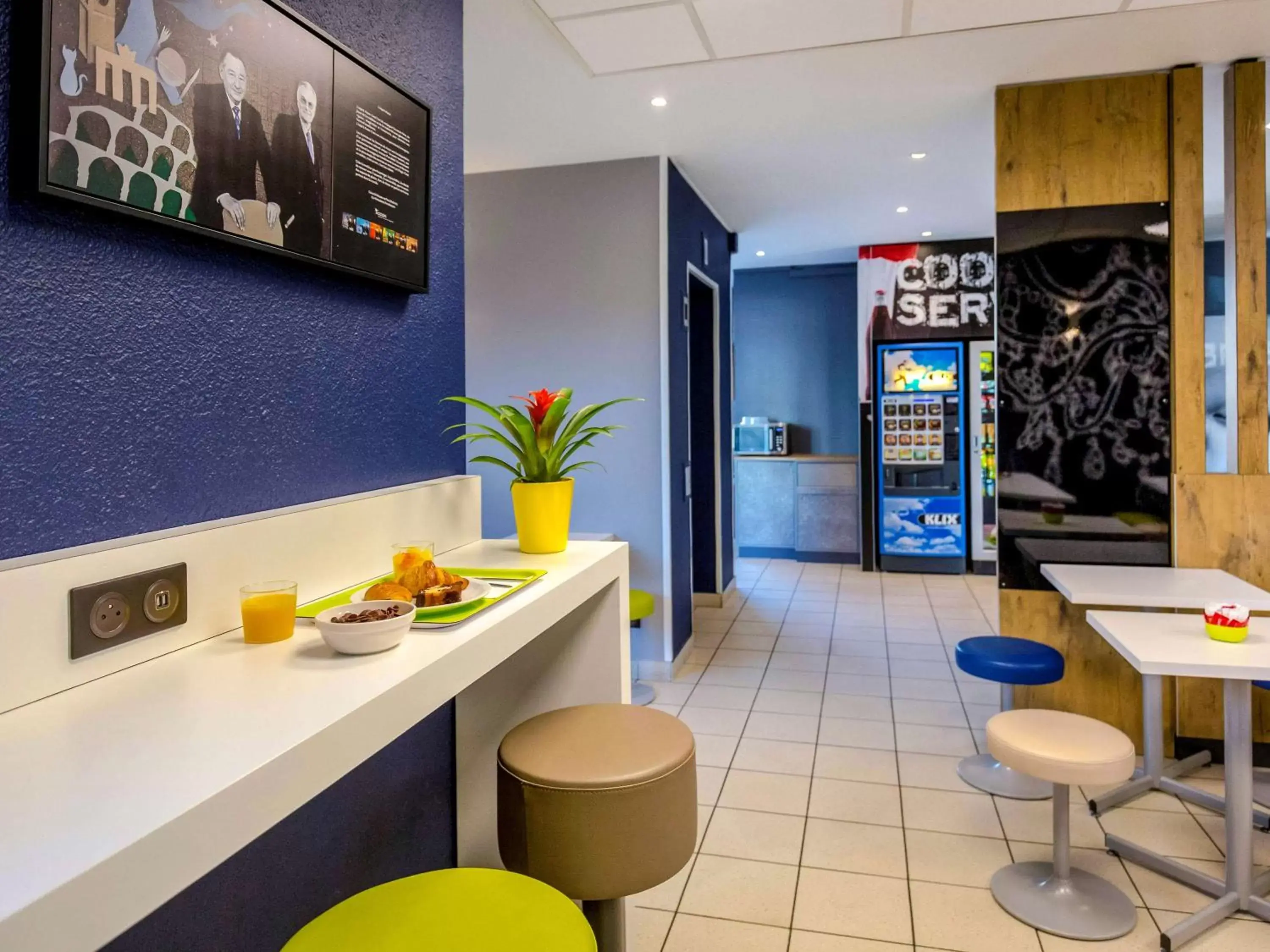 Restaurant/places to eat in ibis budget Vienne Sud