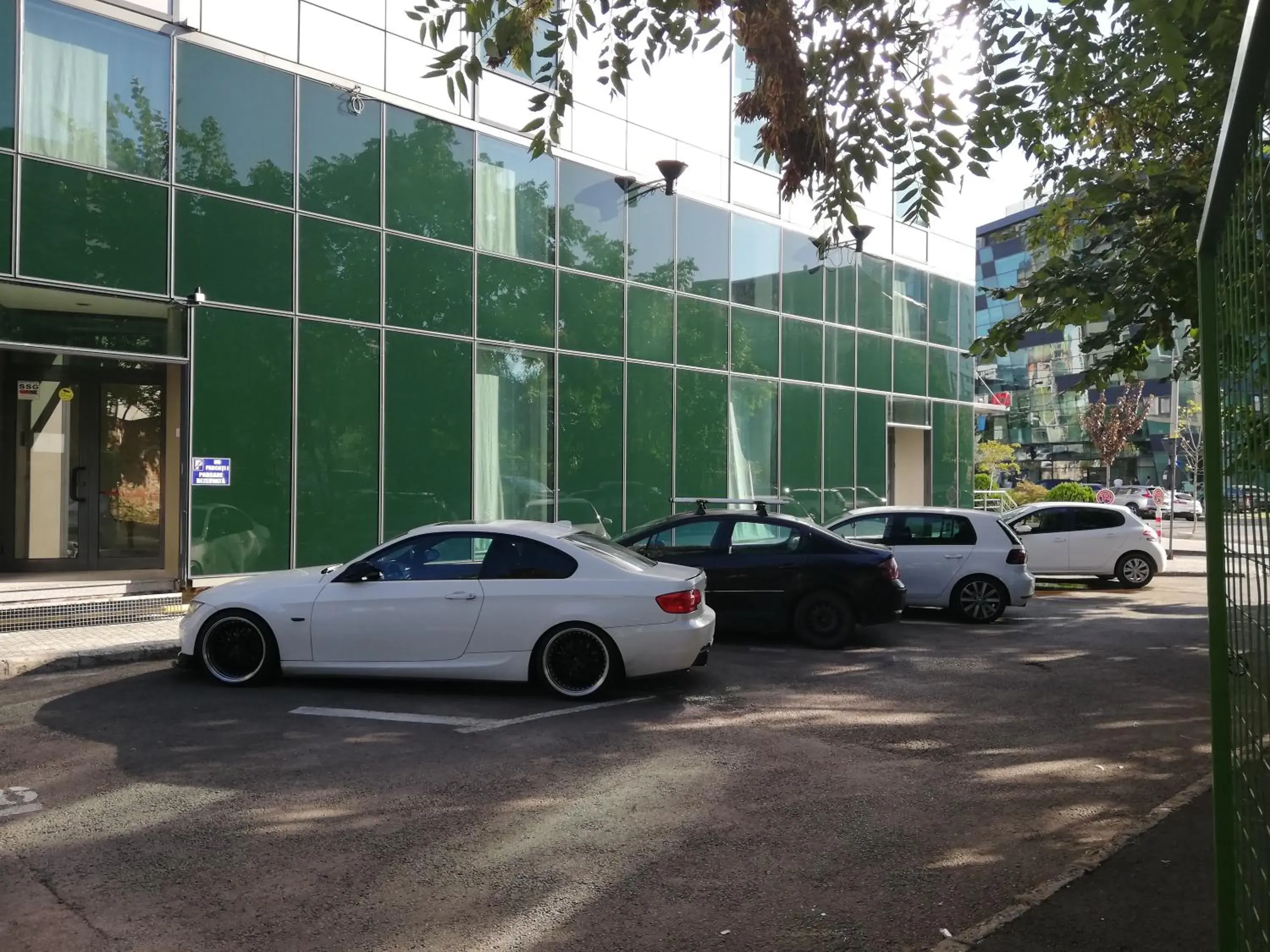 Parking, Property Building in Hotel CH Bucharest