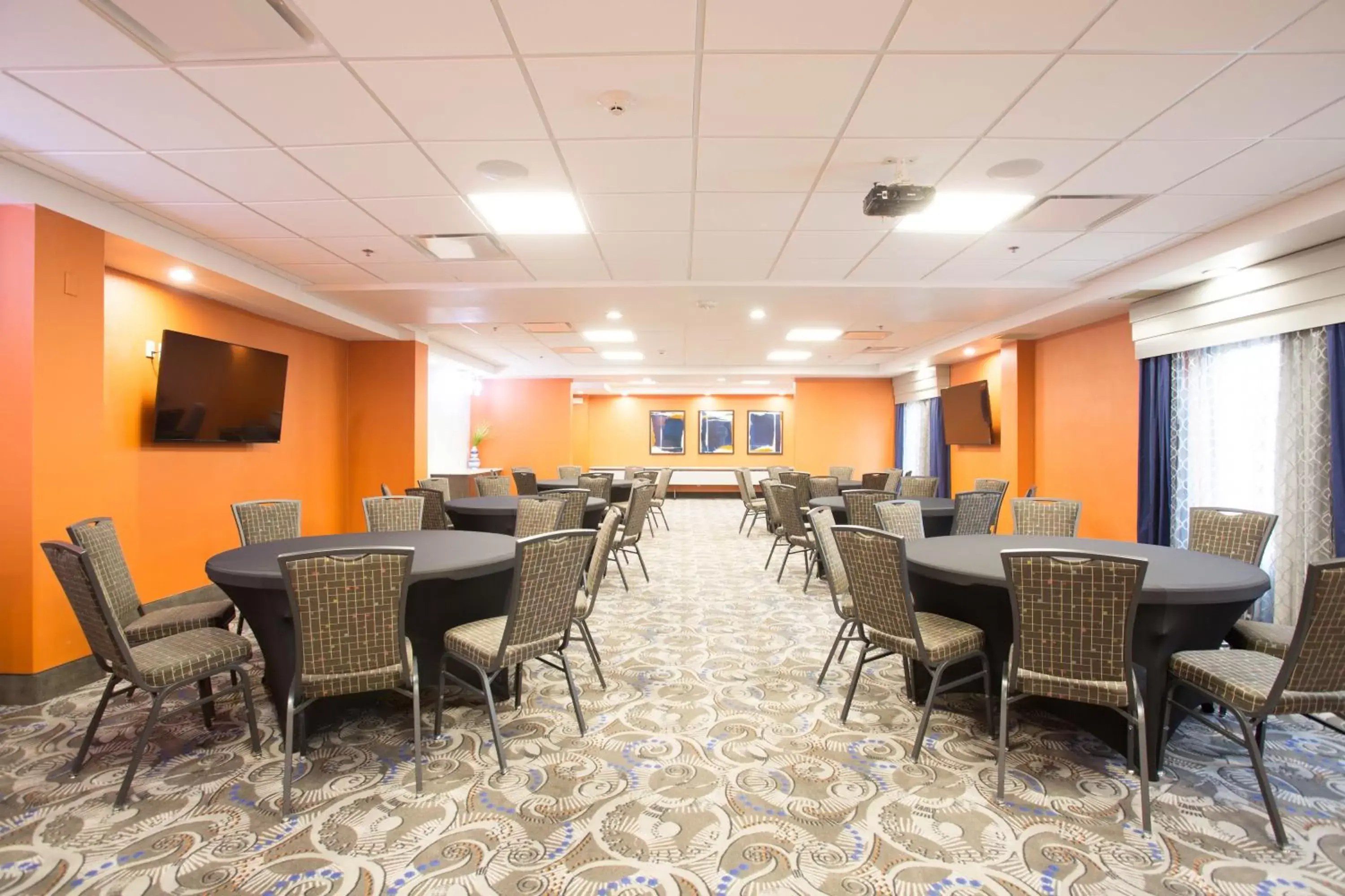Banquet/Function facilities, Restaurant/Places to Eat in Holiday Inn Express & Suites Nashville Southeast - Antioch, an IHG Hotel