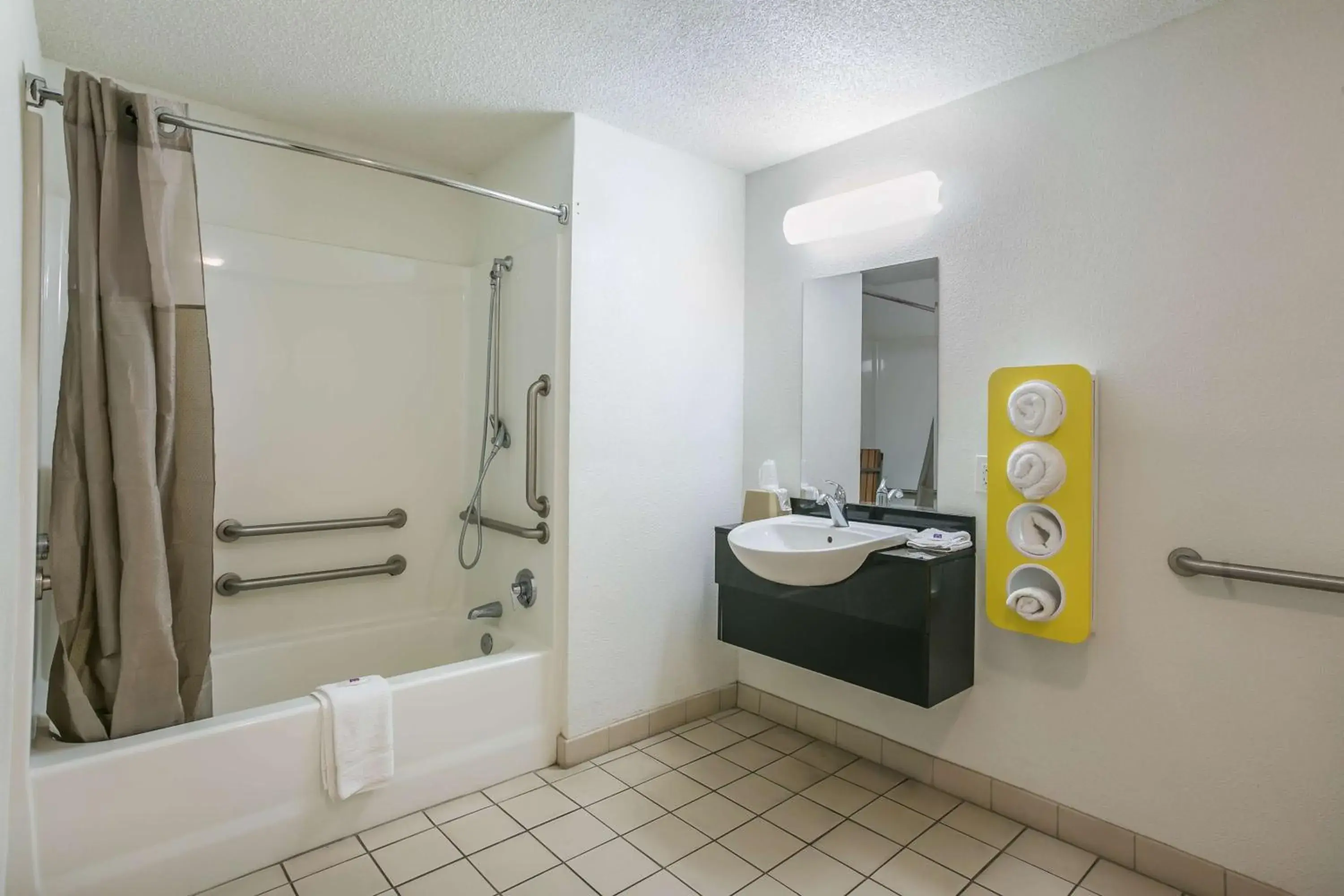 Bathroom in Motel 6-Dothan, AL