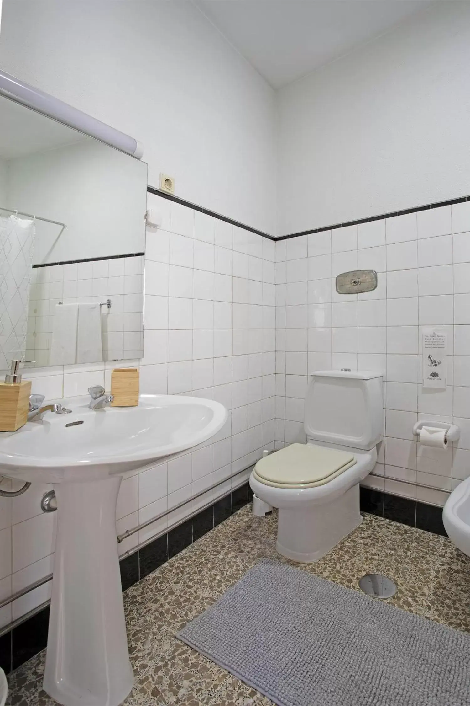Shower, Bathroom in Porto Je T'aime - Solar São João