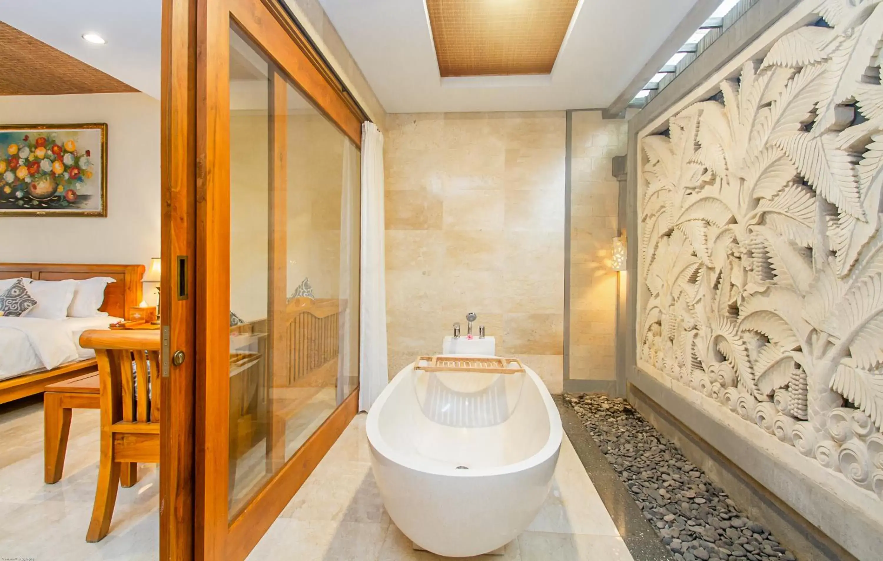 Bath, Bathroom in Weda Cita Resort and Spa by Mahaputra