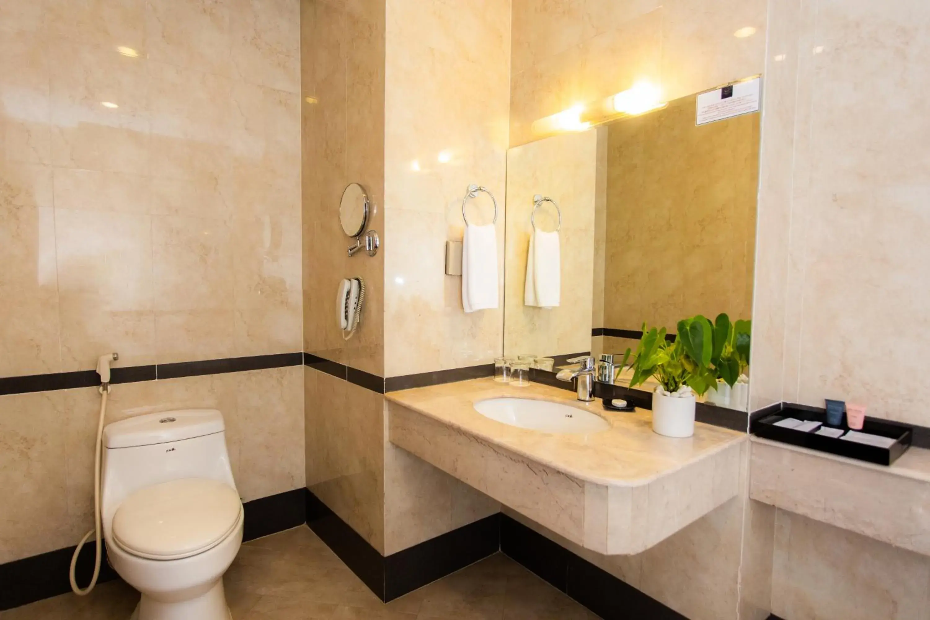 Toilet, Bathroom in Muong Thanh Grand Hanoi Hotel