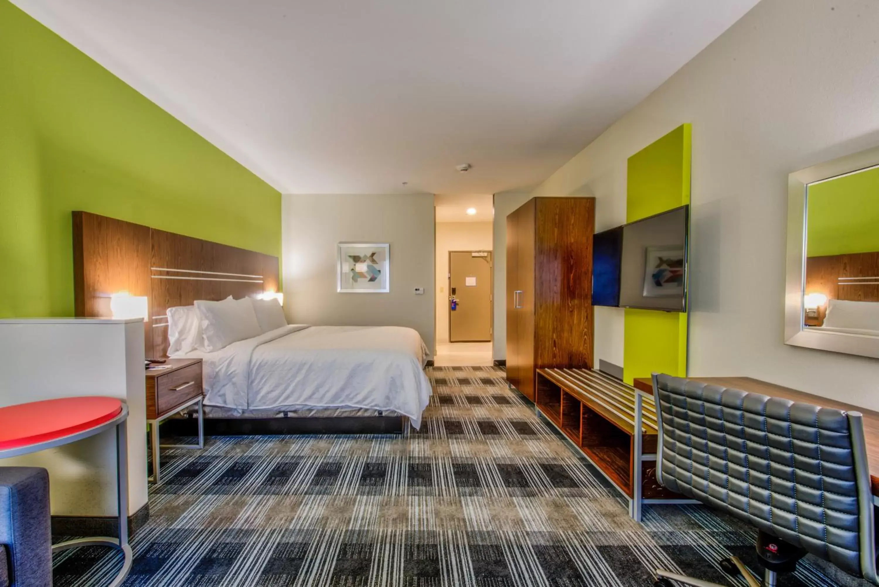 Photo of the whole room in Holiday Inn Express & Suites - Farmers Branch, an IHG Hotel
