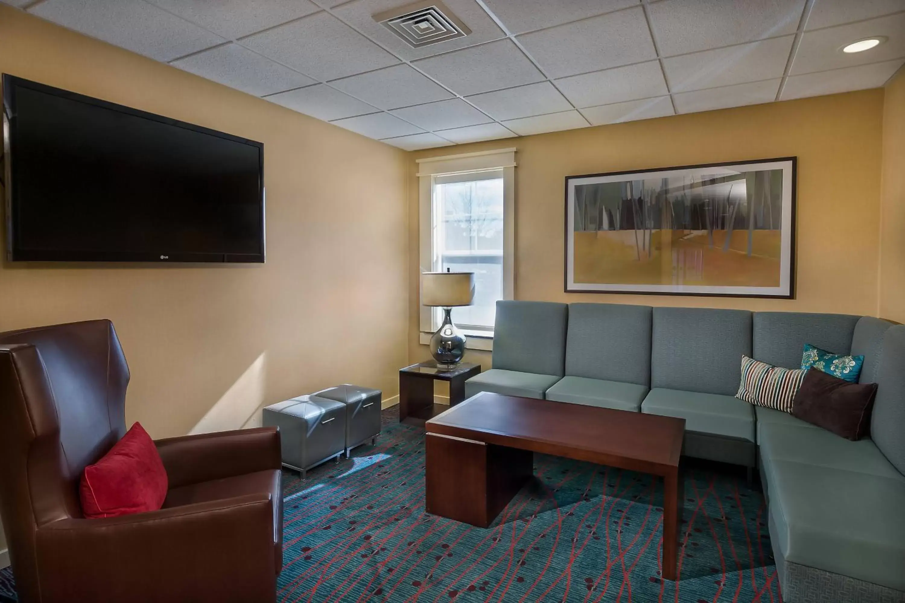 Photo of the whole room, Seating Area in Residence Inn by Marriott Madison West/Middleton