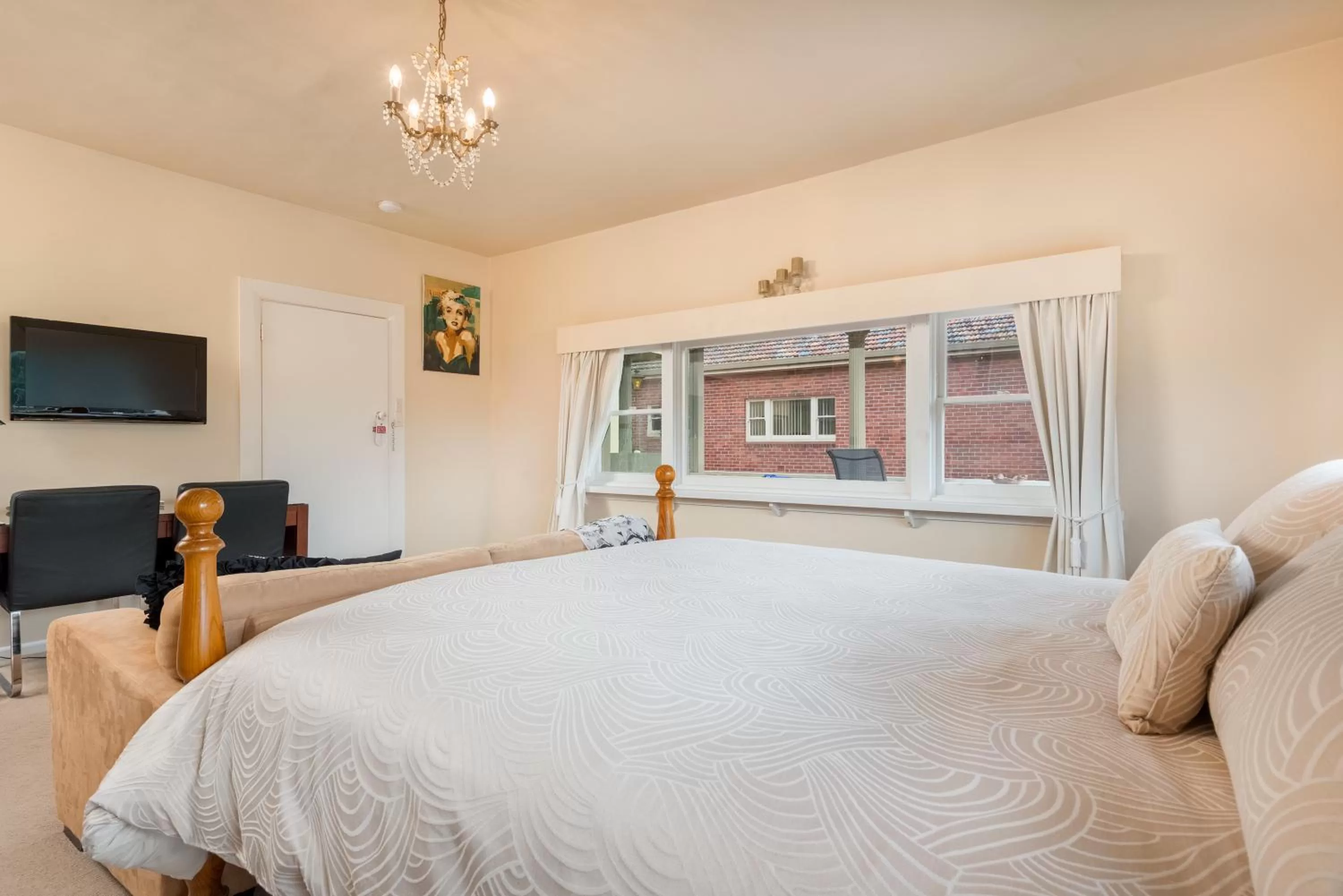 Bedroom, Bed in Jones On Wilson Boutique B&B