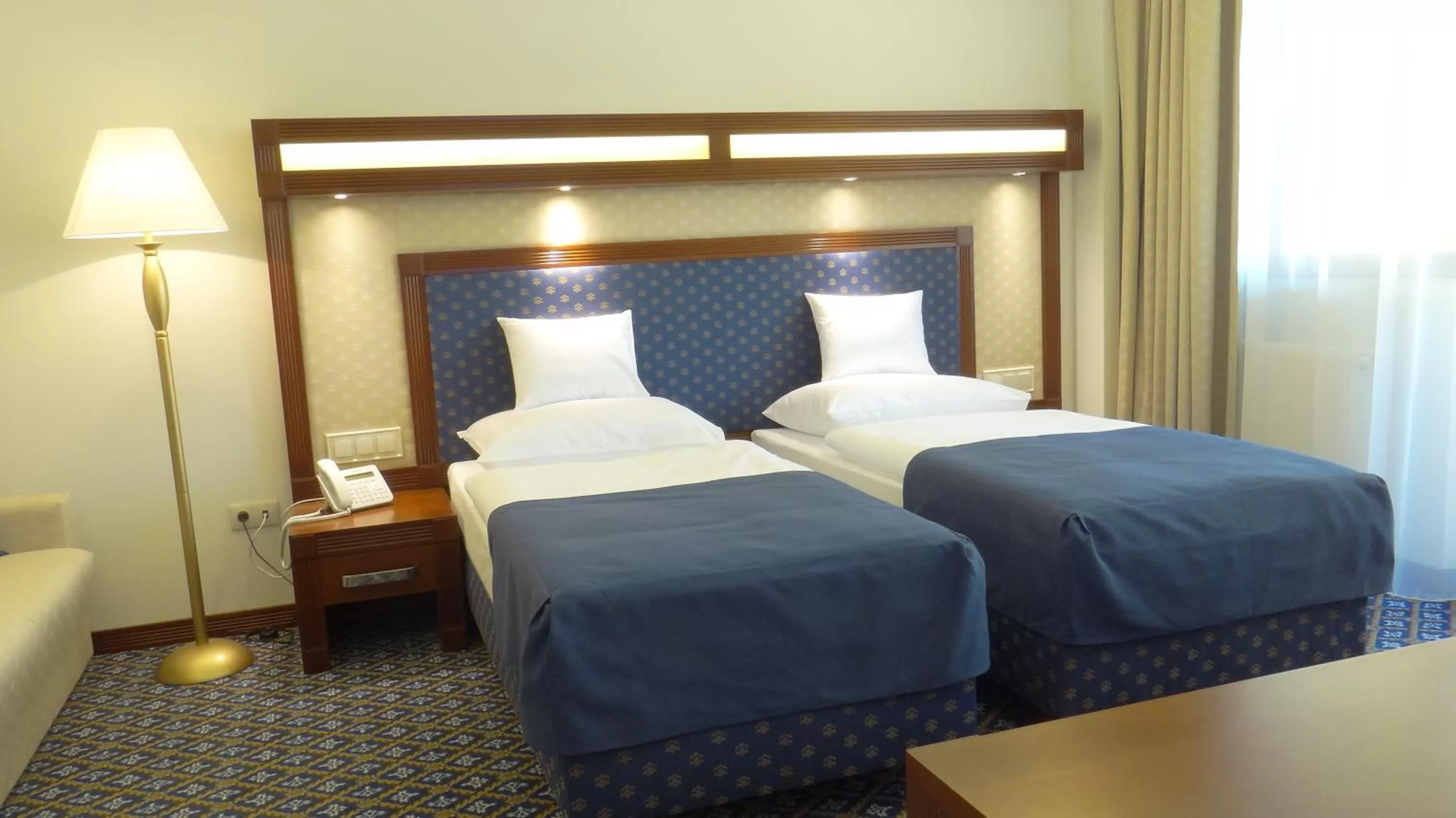 Bed in Centrum Hotel