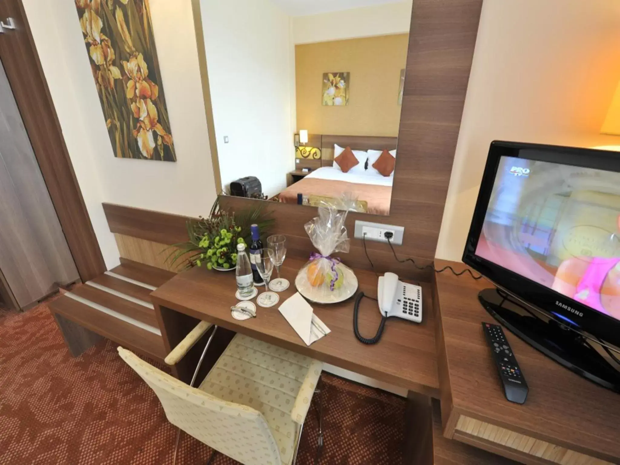 TV and multimedia in RIN Central Hotel