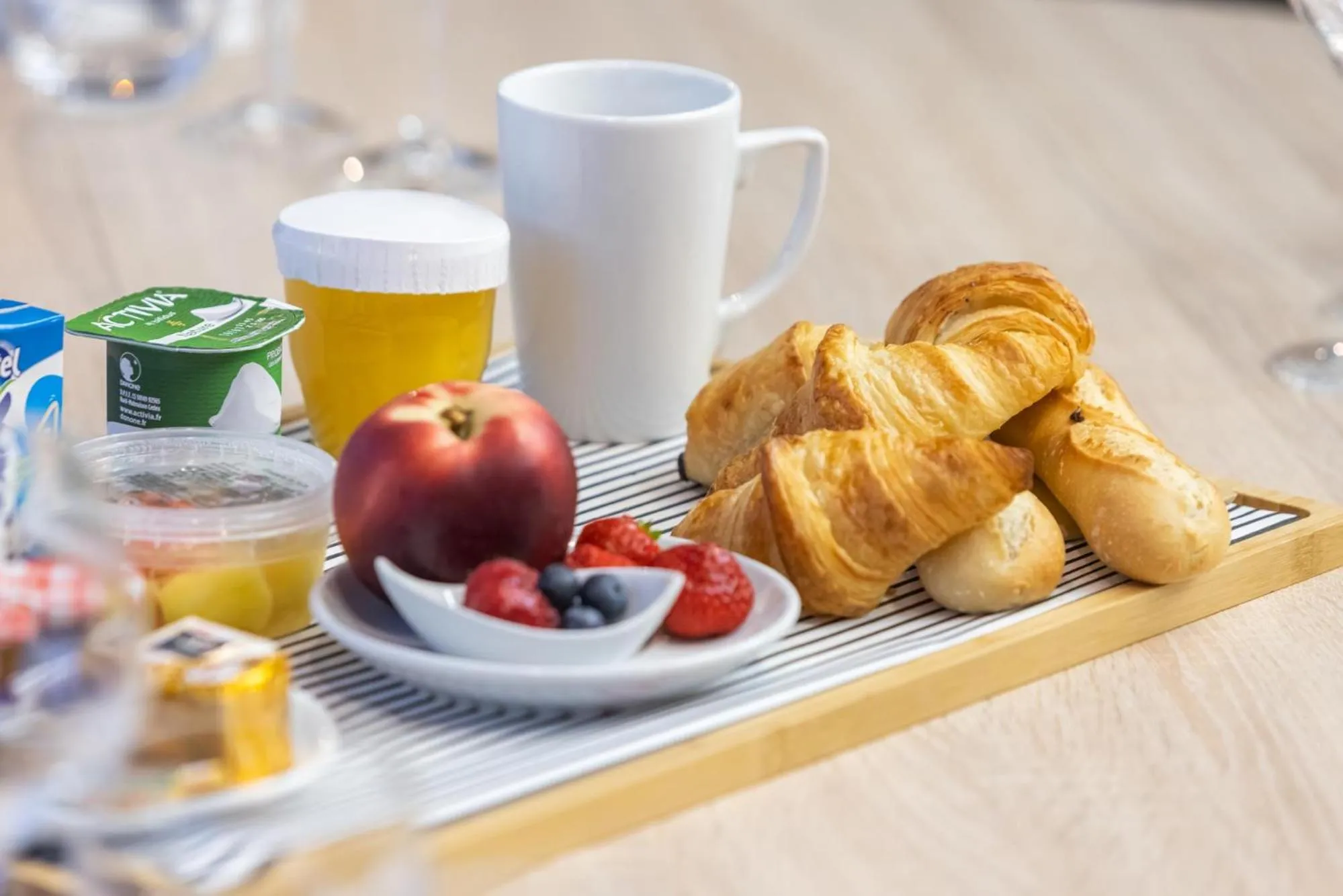 Continental breakfast in Mercure Paris Massy Gare TGV