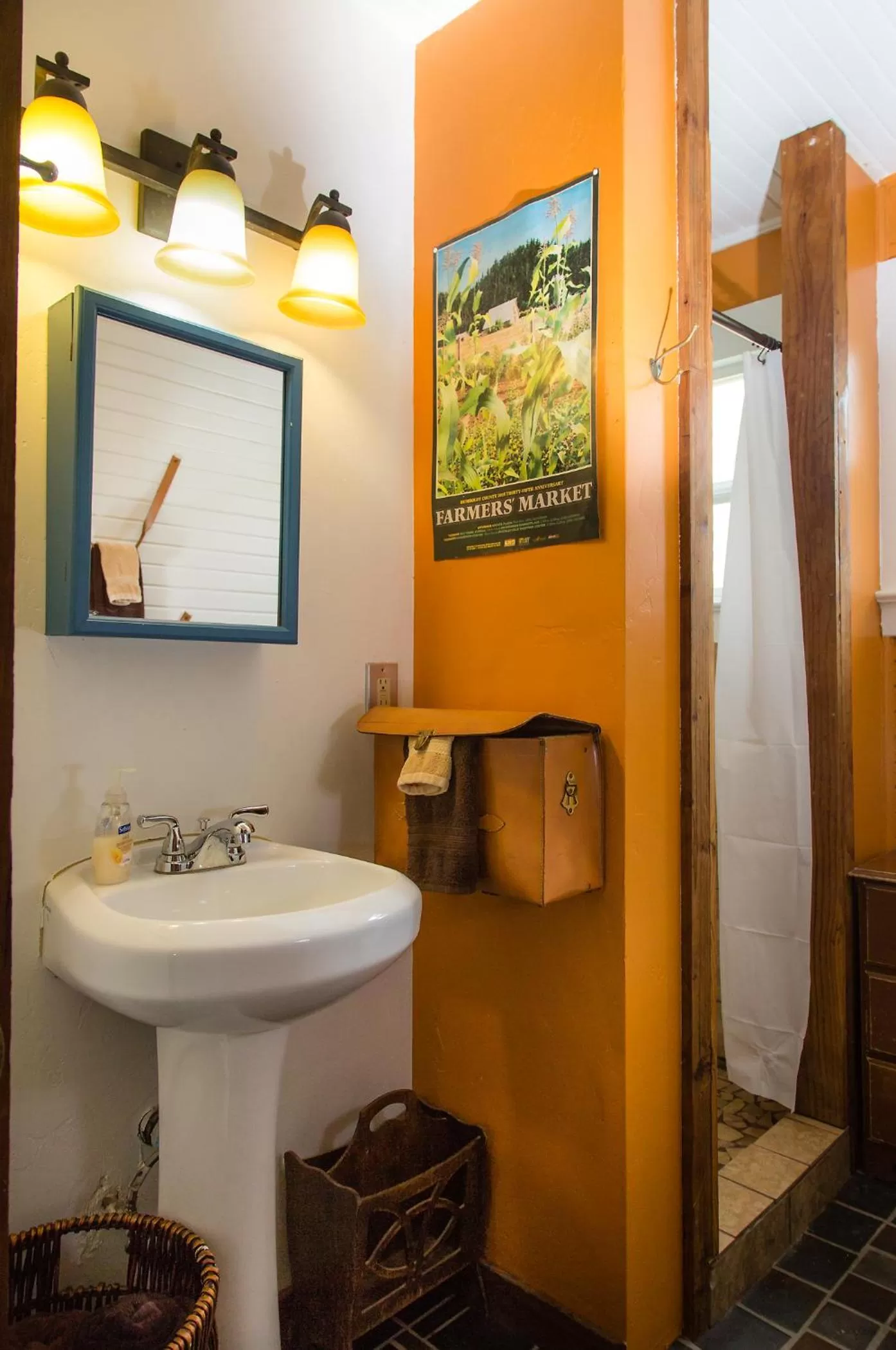 Deluxe Junior Suite in The Front Porch Hidden Oasis