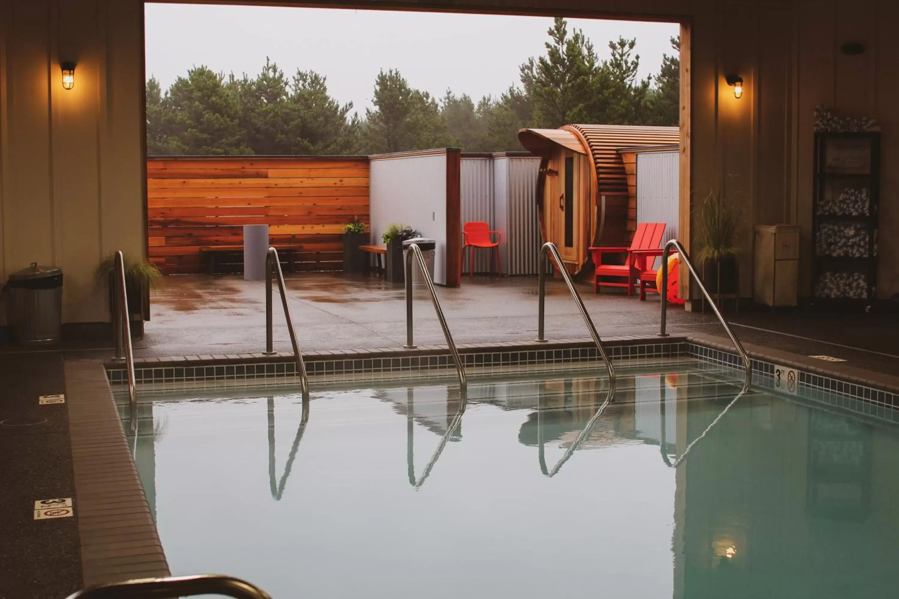 Sauna, Swimming Pool in Adrift Hotel