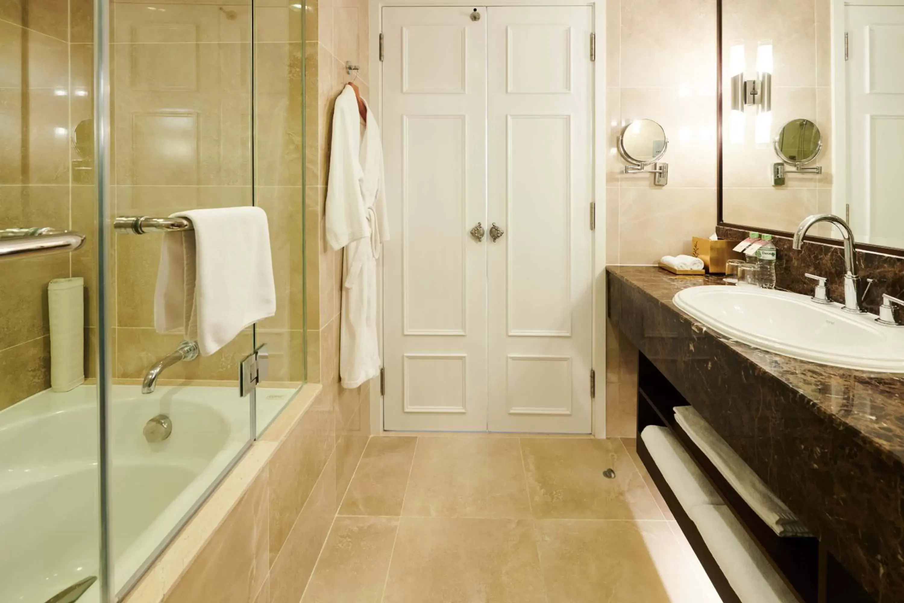 Bathroom in Eastin Grand Hotel Saigon