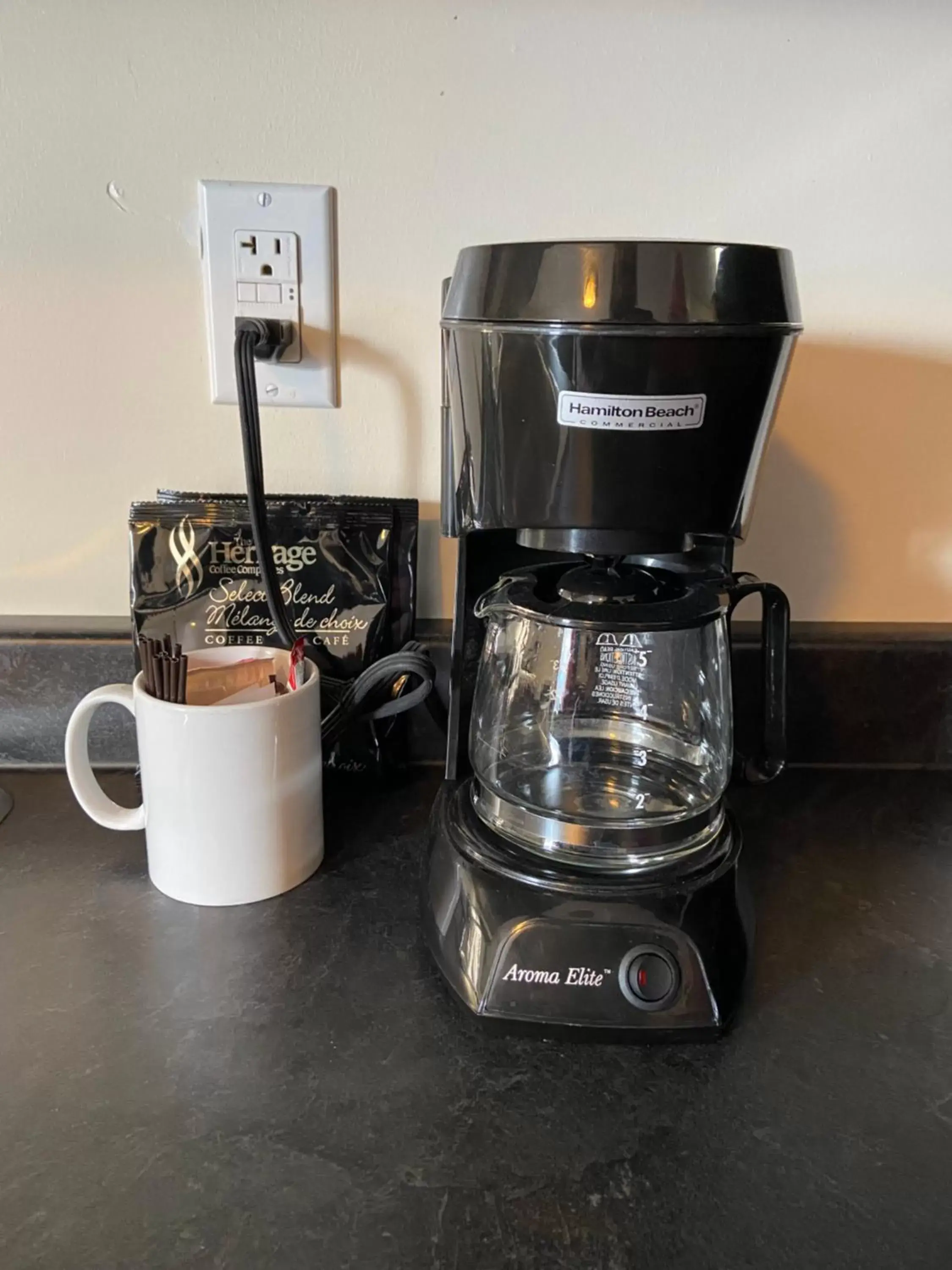 Coffee/Tea Facilities in Mountain View Motel