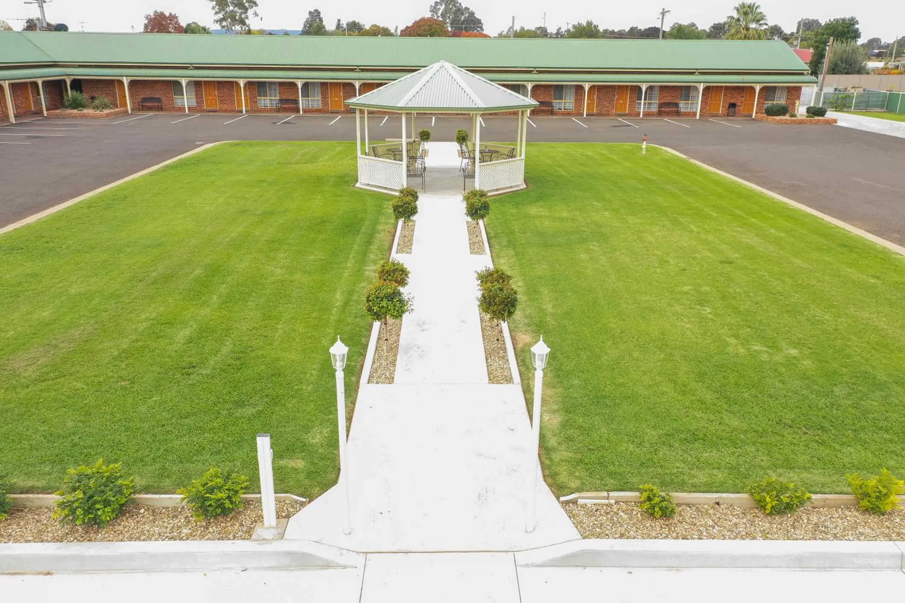 Property building in Leeton Heritage Motor Inn