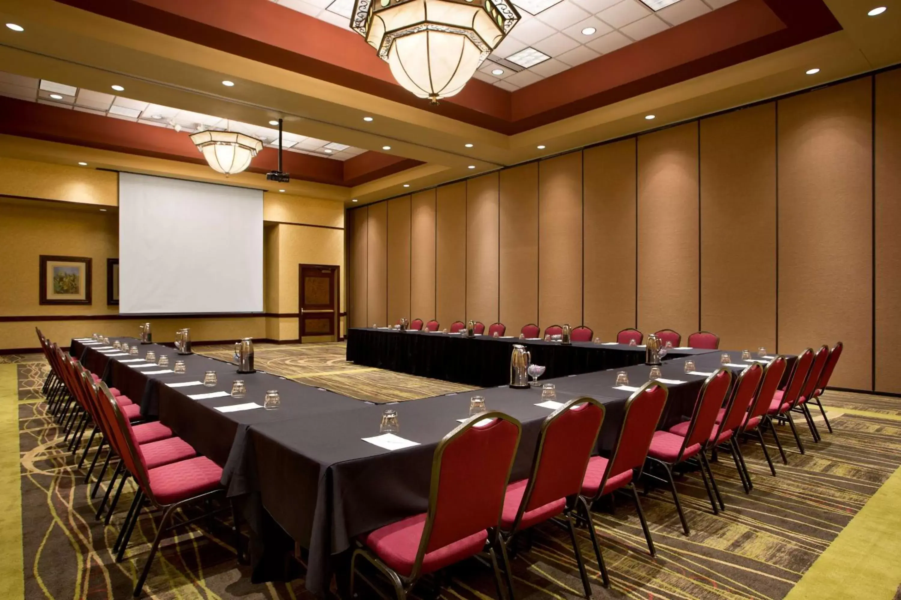 Meeting/conference room, Business Area/Conference Room in Embassy Suites Lincoln