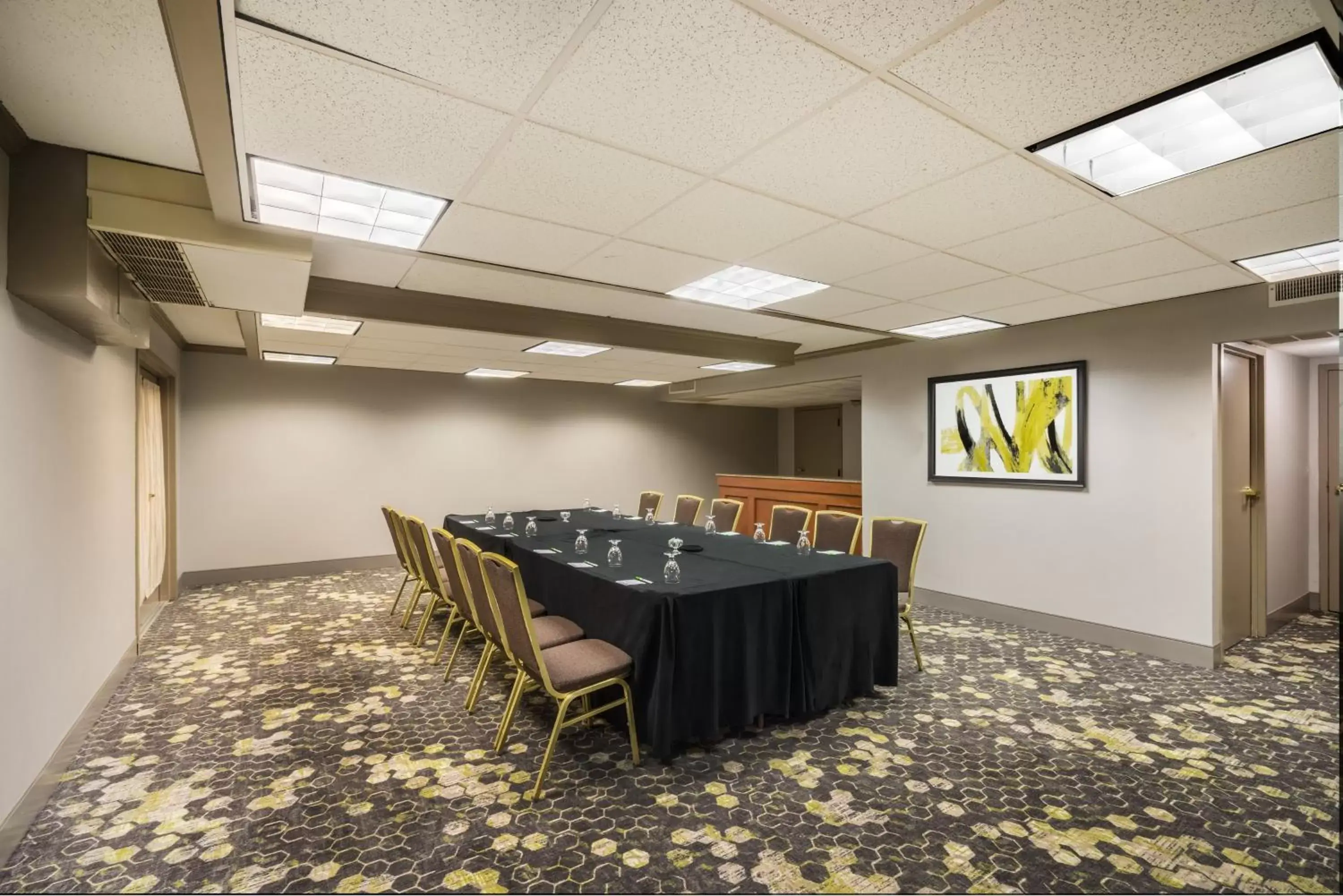 Meeting/conference room in enVision Hotel & Conference Center Mansfield-Foxboro