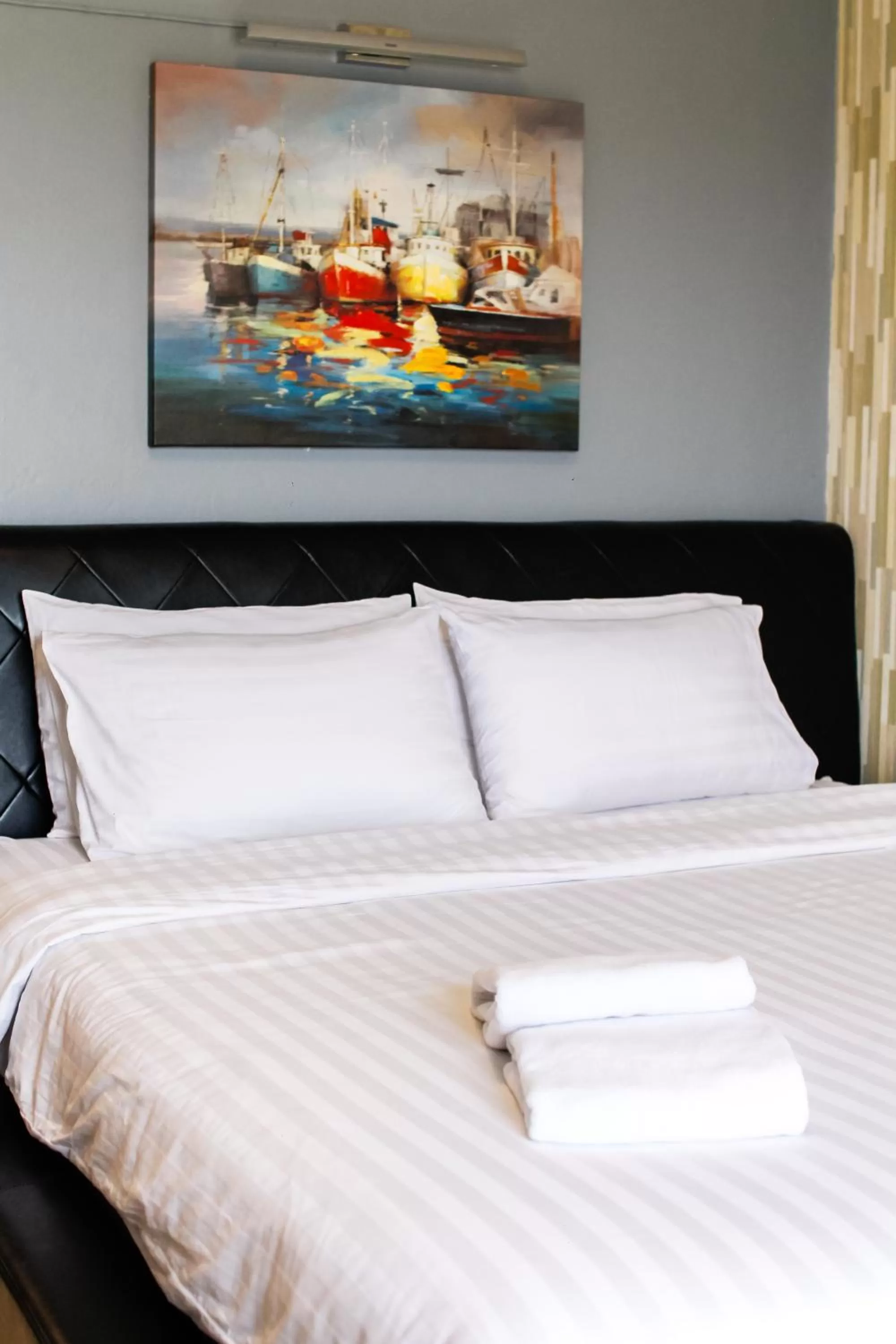 Bed in Phusuang Place