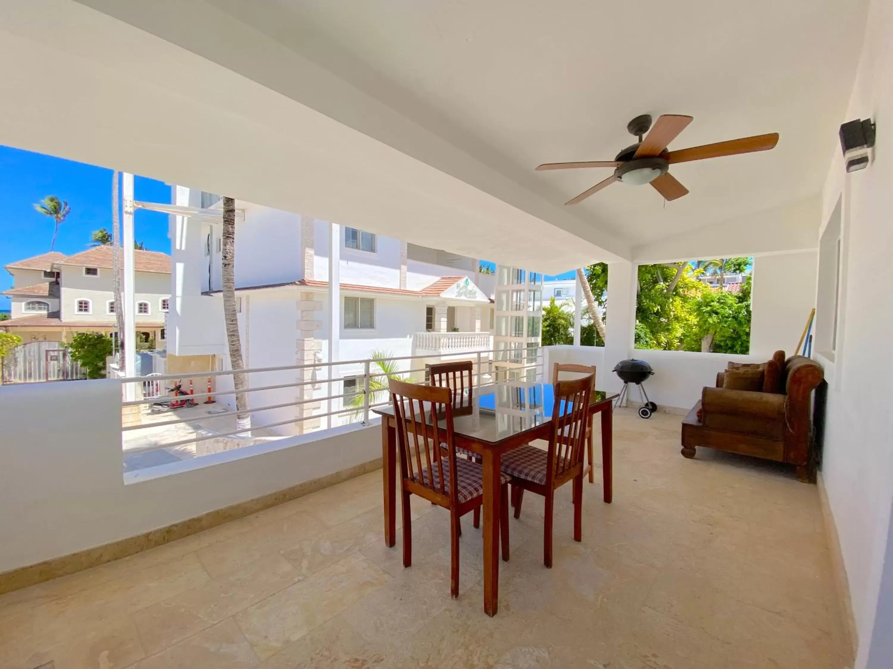 Suite with Balcony in TROPICAL VILLAGE playa LOS CORALES