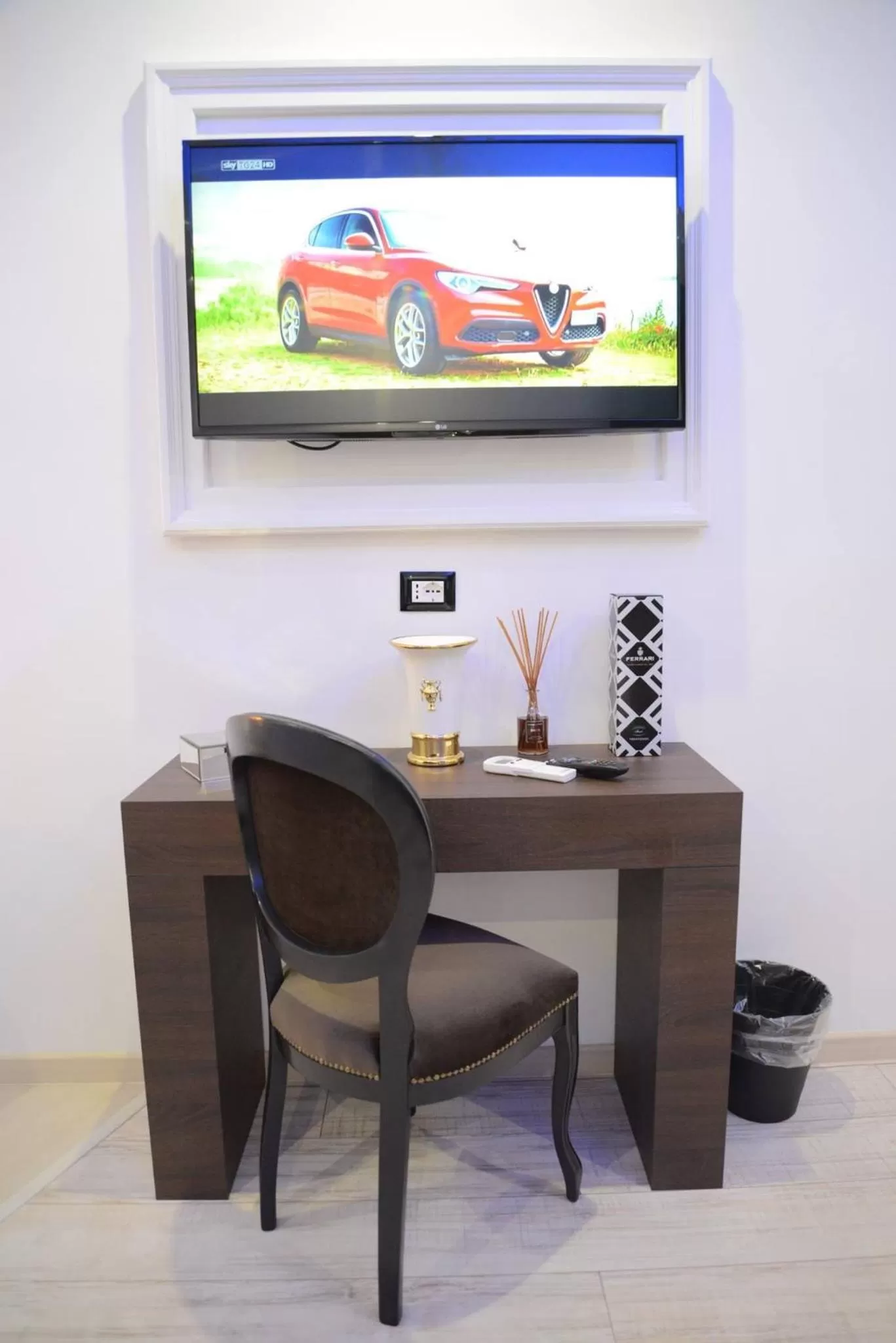 TV and multimedia in Escape Luxury Suite - CA Domus Collection