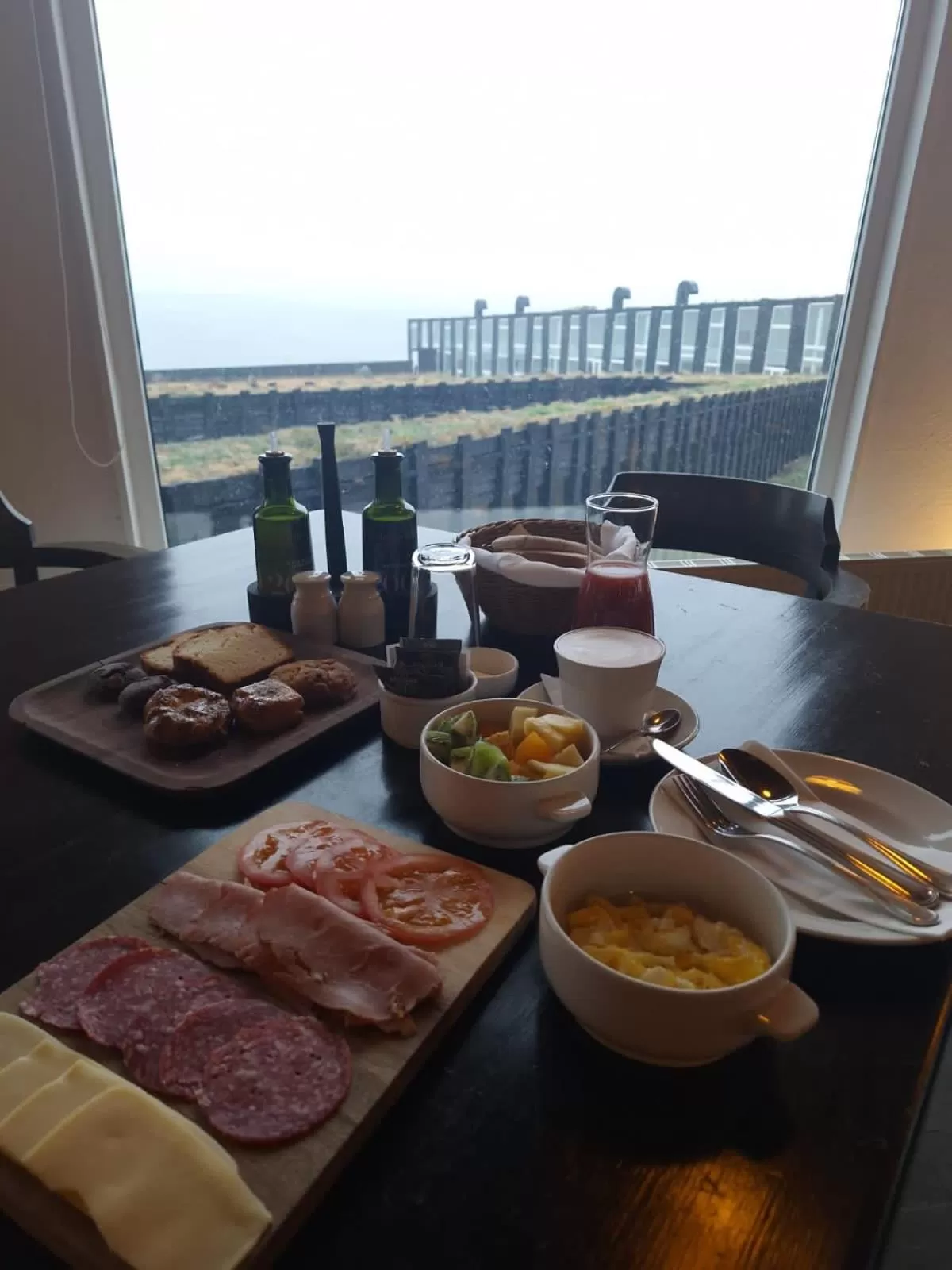 Breakfast in Remota Patagonia Lodge
