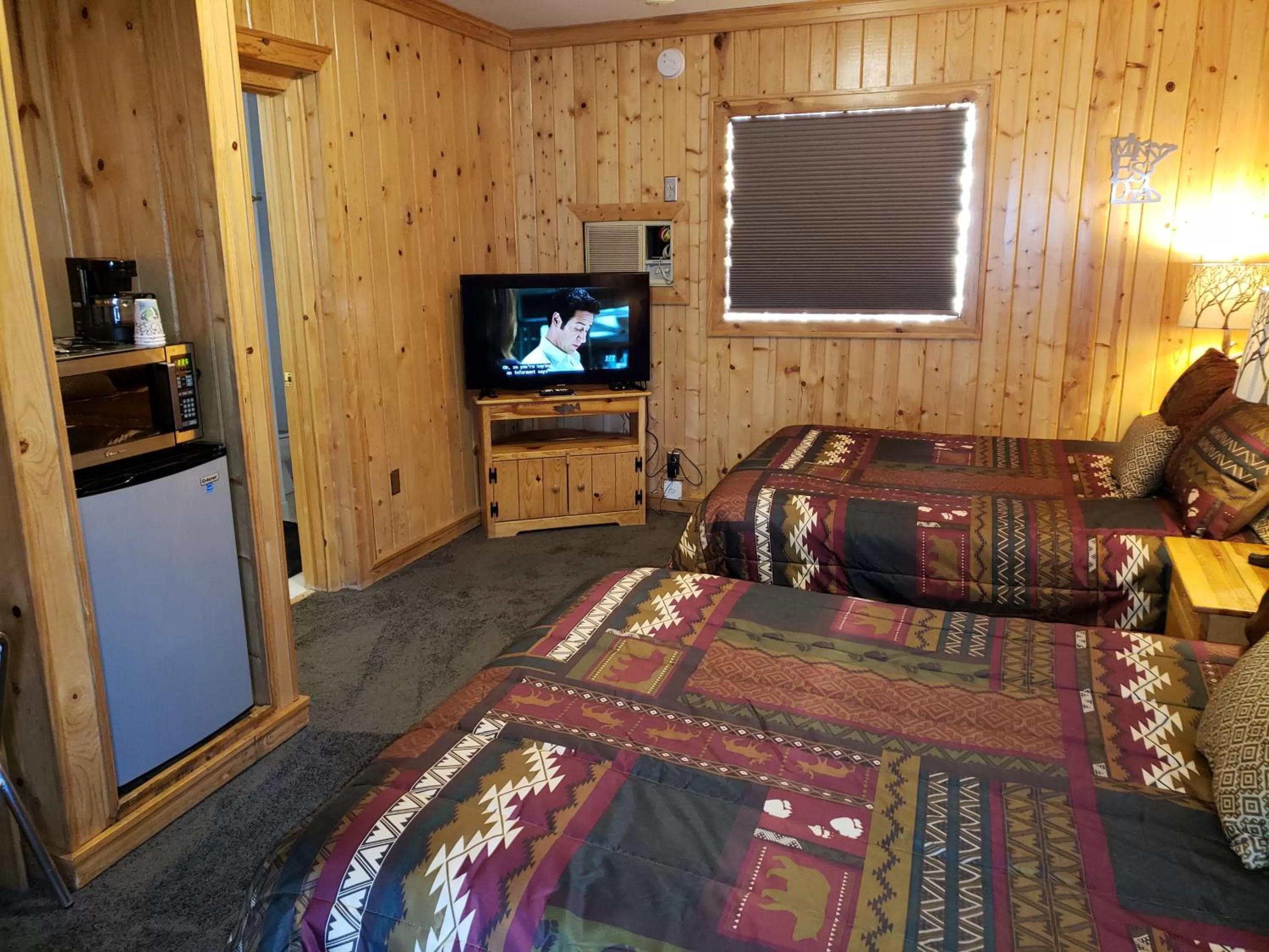 Seating Area in Willard Munger Inn
