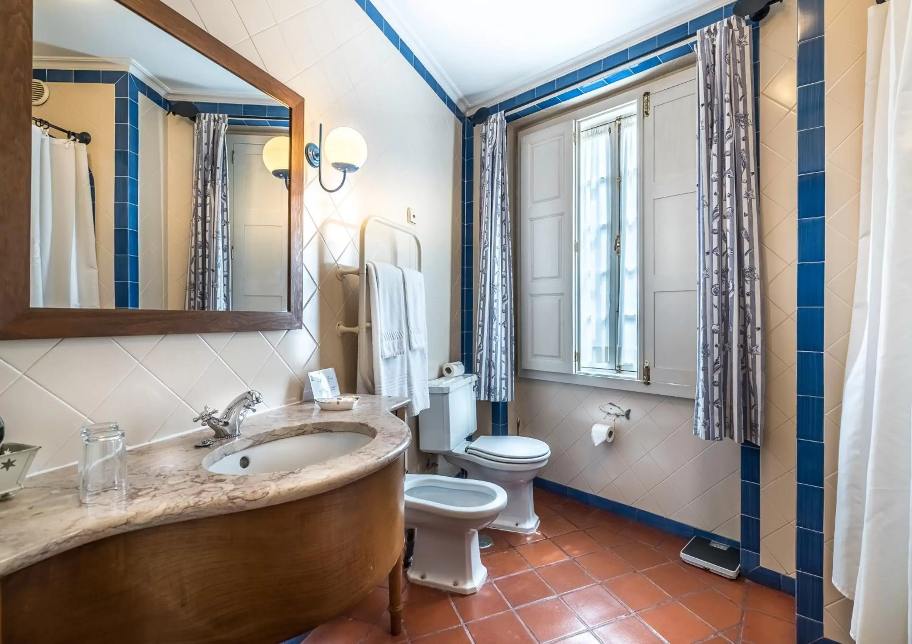 Bathroom in Lawrences Hotel