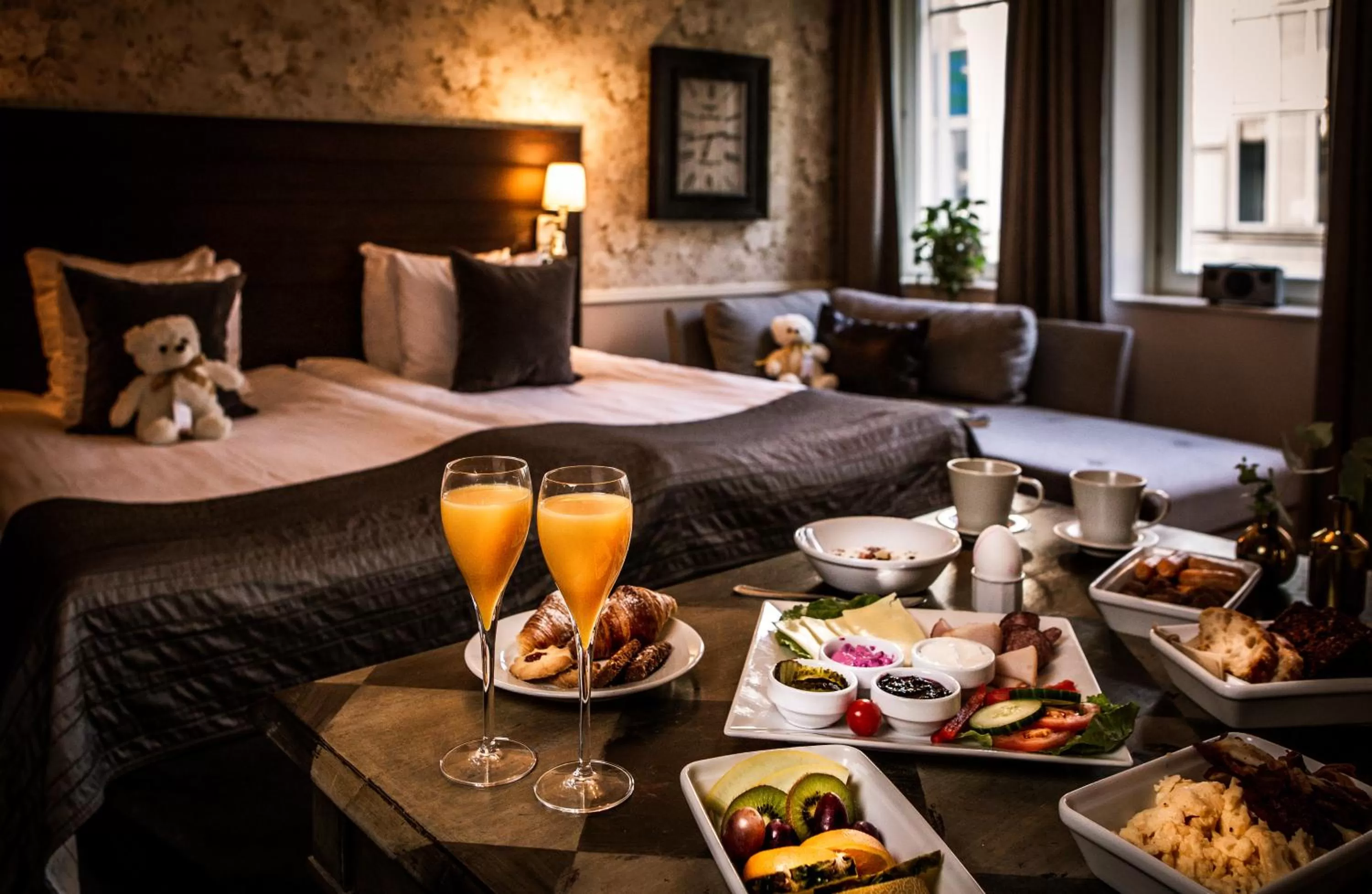 Breakfast, Bed in Freys Hotel