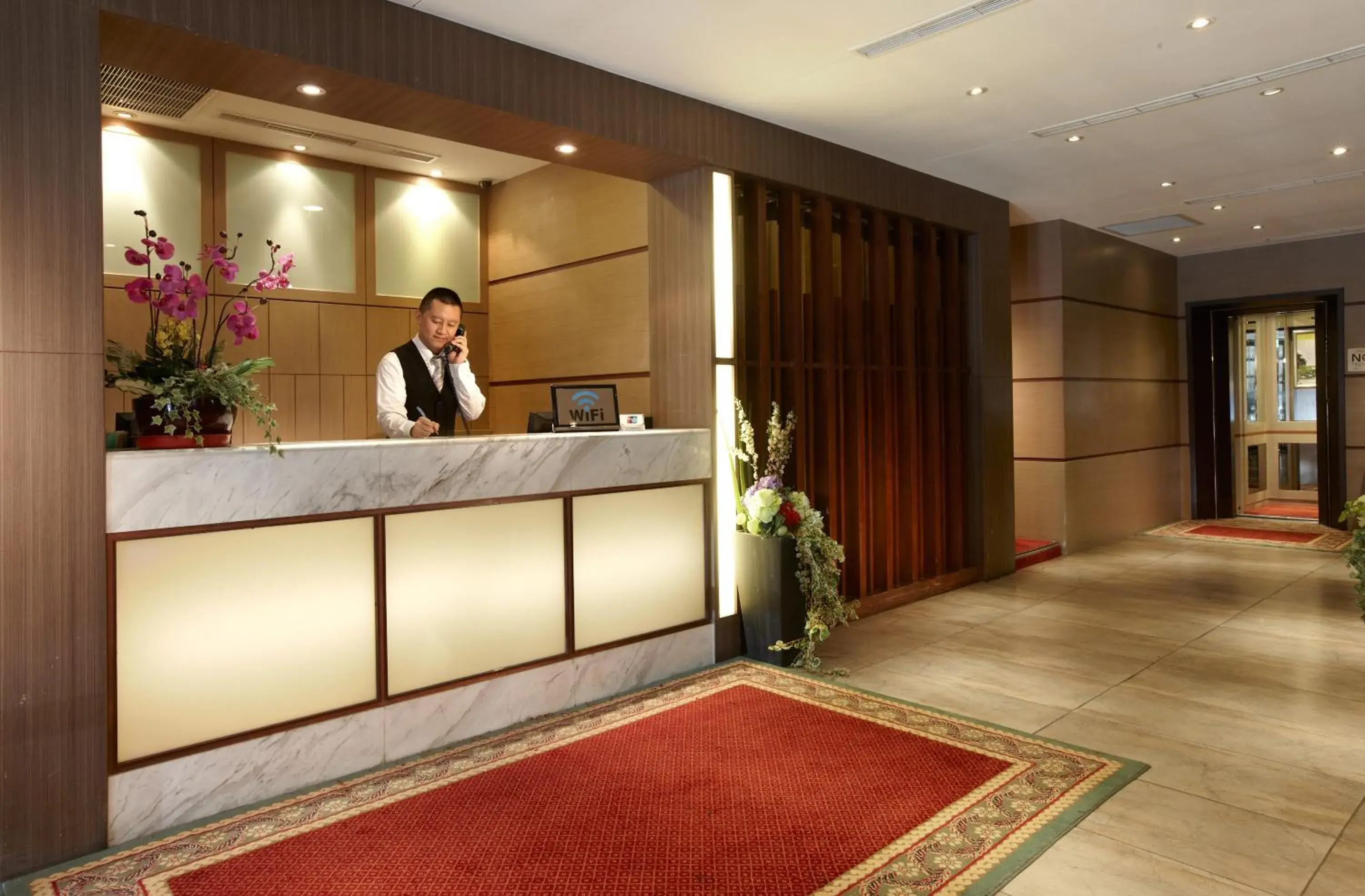 Lobby or reception, Lobby/Reception in Erin Hotel