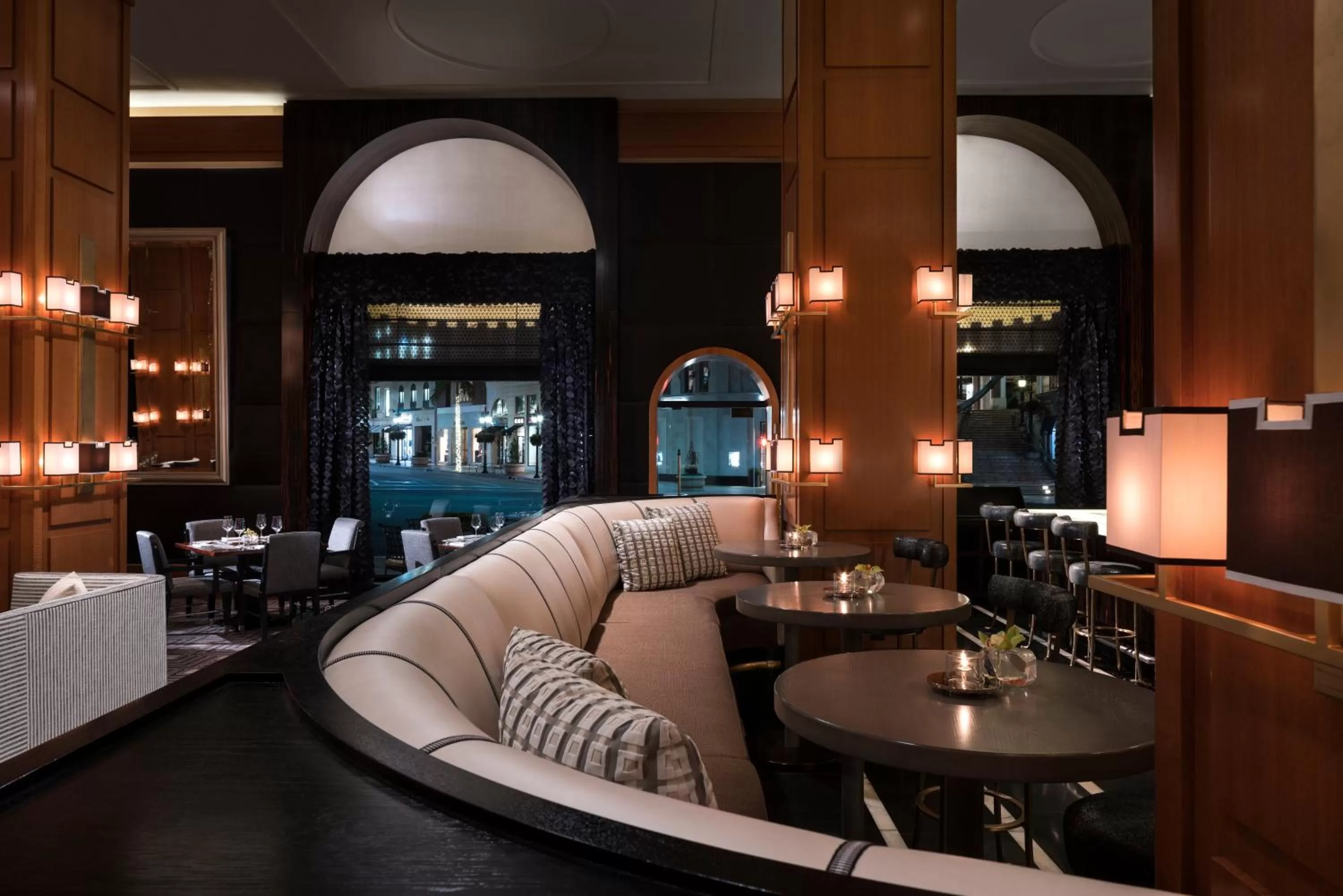 Patio in Beverly Wilshire, A Four Seasons Hotel