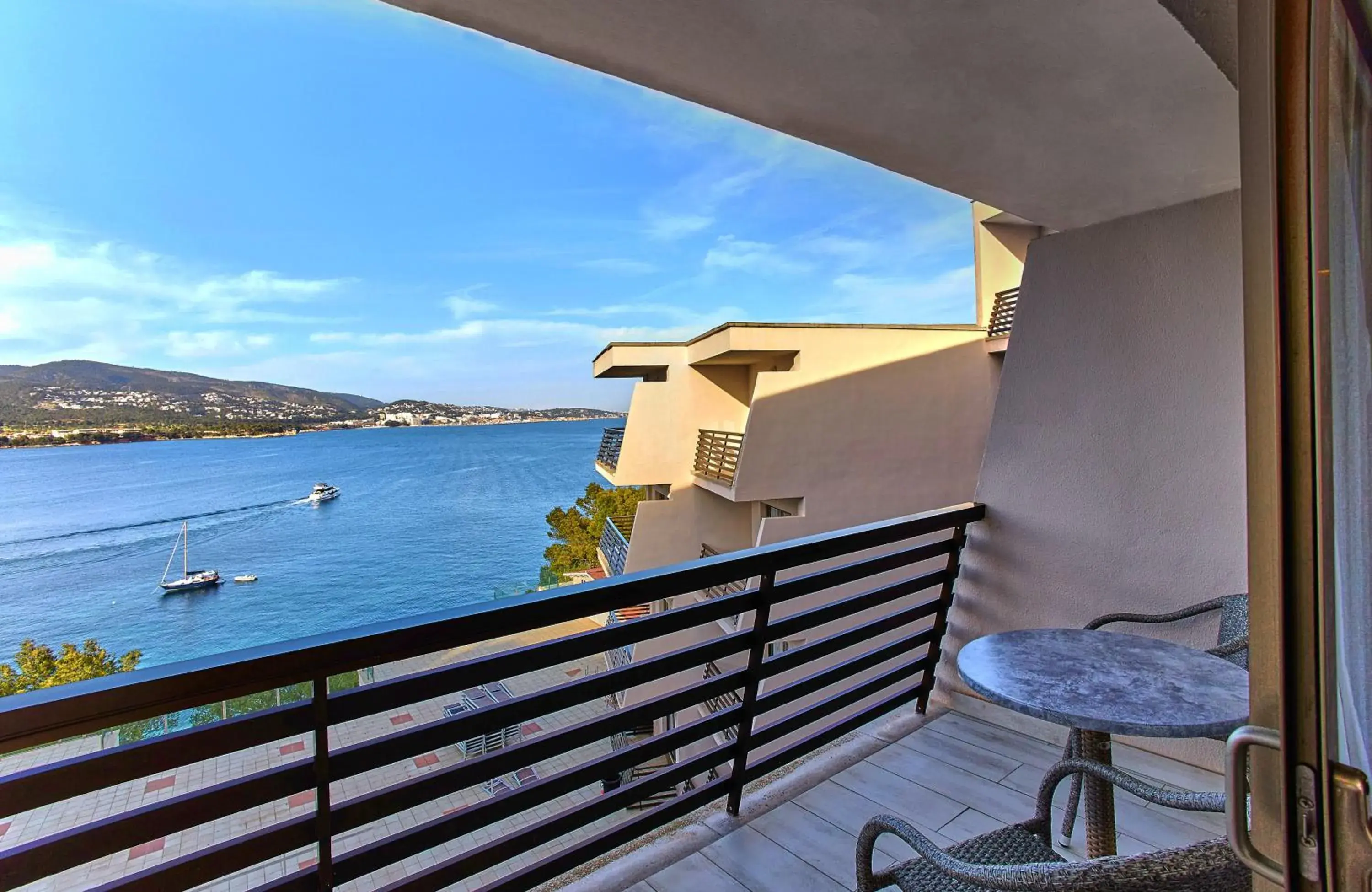 View (from property/room), Balcony/Terrace in Alua Palmanova Bay