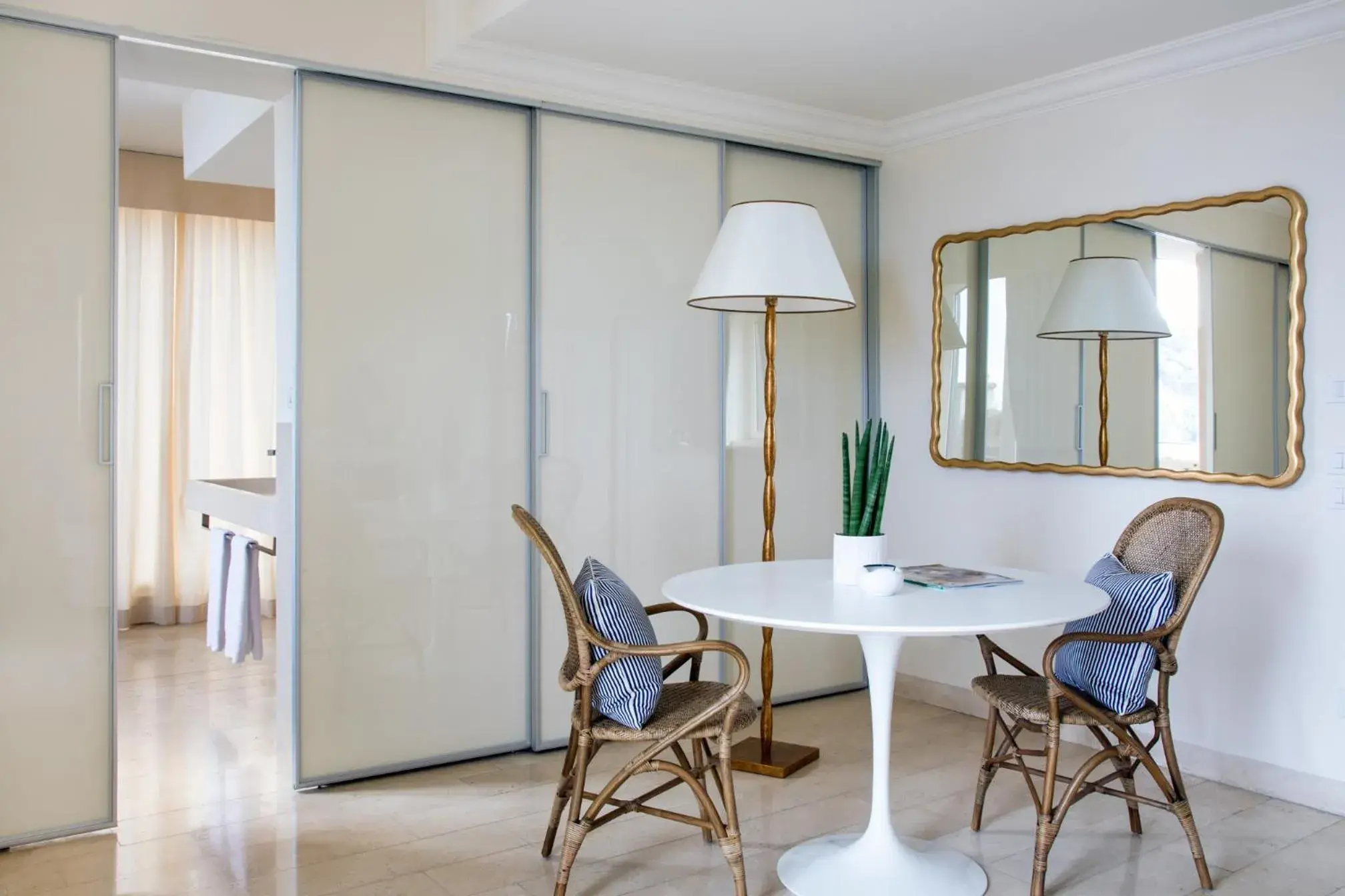 Living room, Dining Area in Mezzatorre Hotel & Thermal Spa